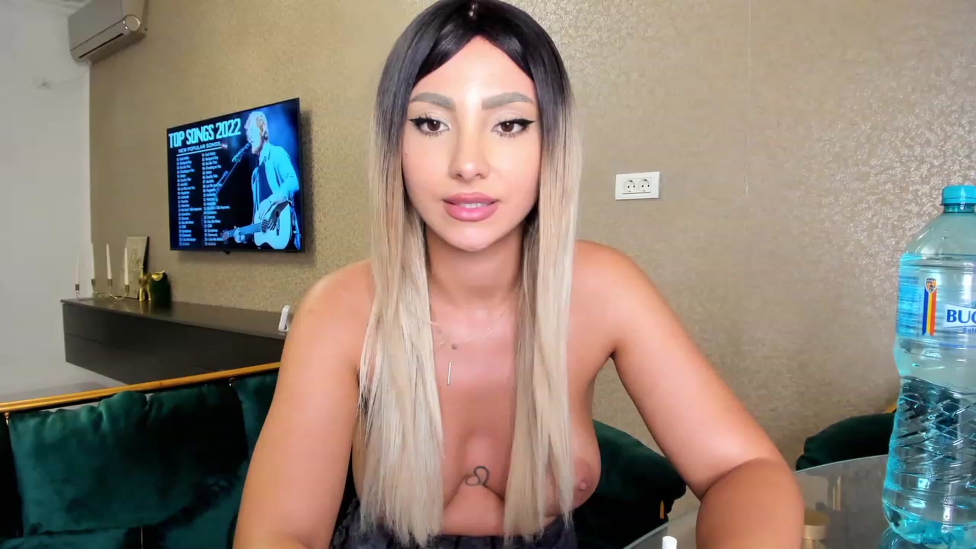 HONEY_A video thumbnail