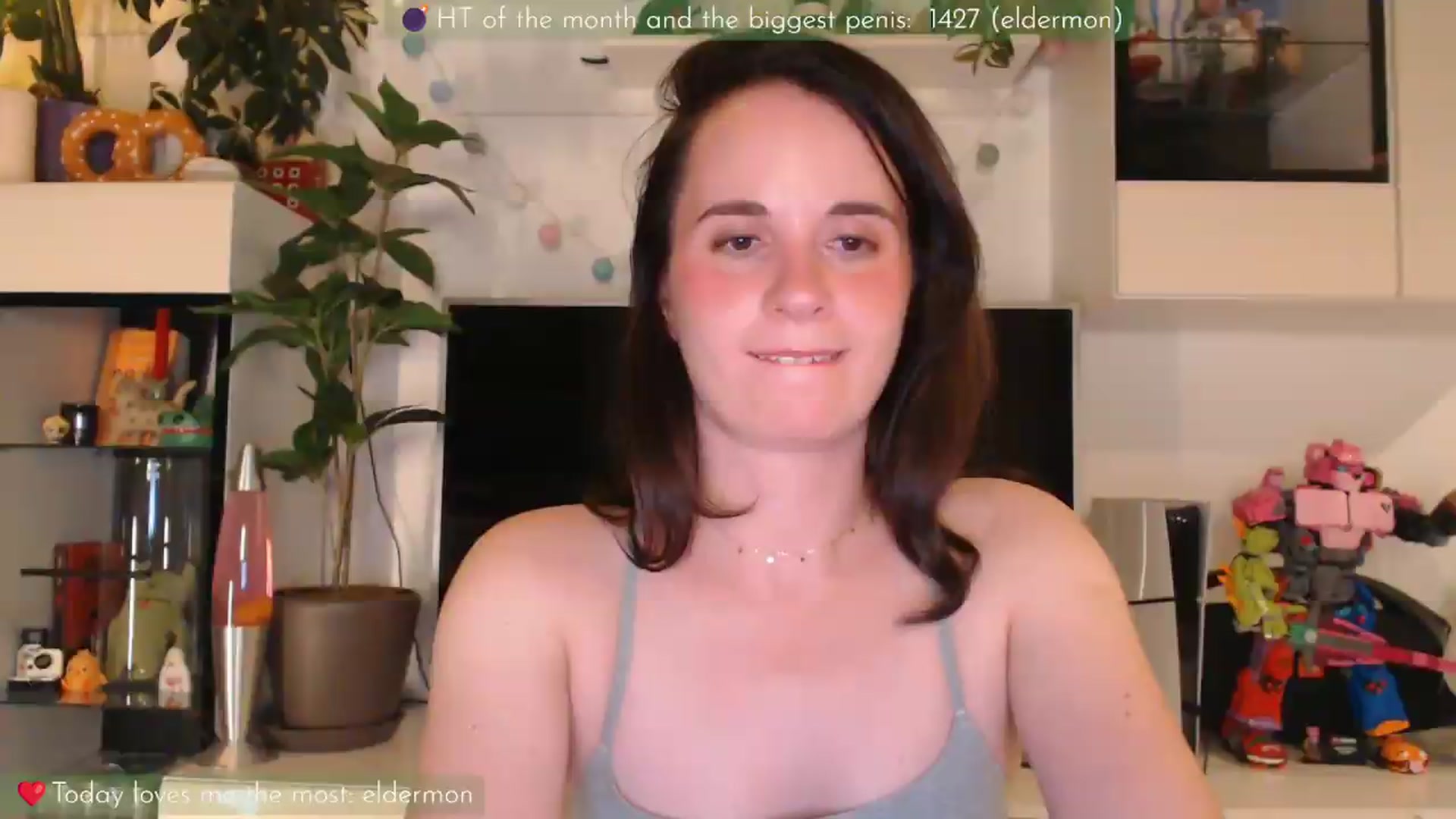 LizzyPeach video thumbnail