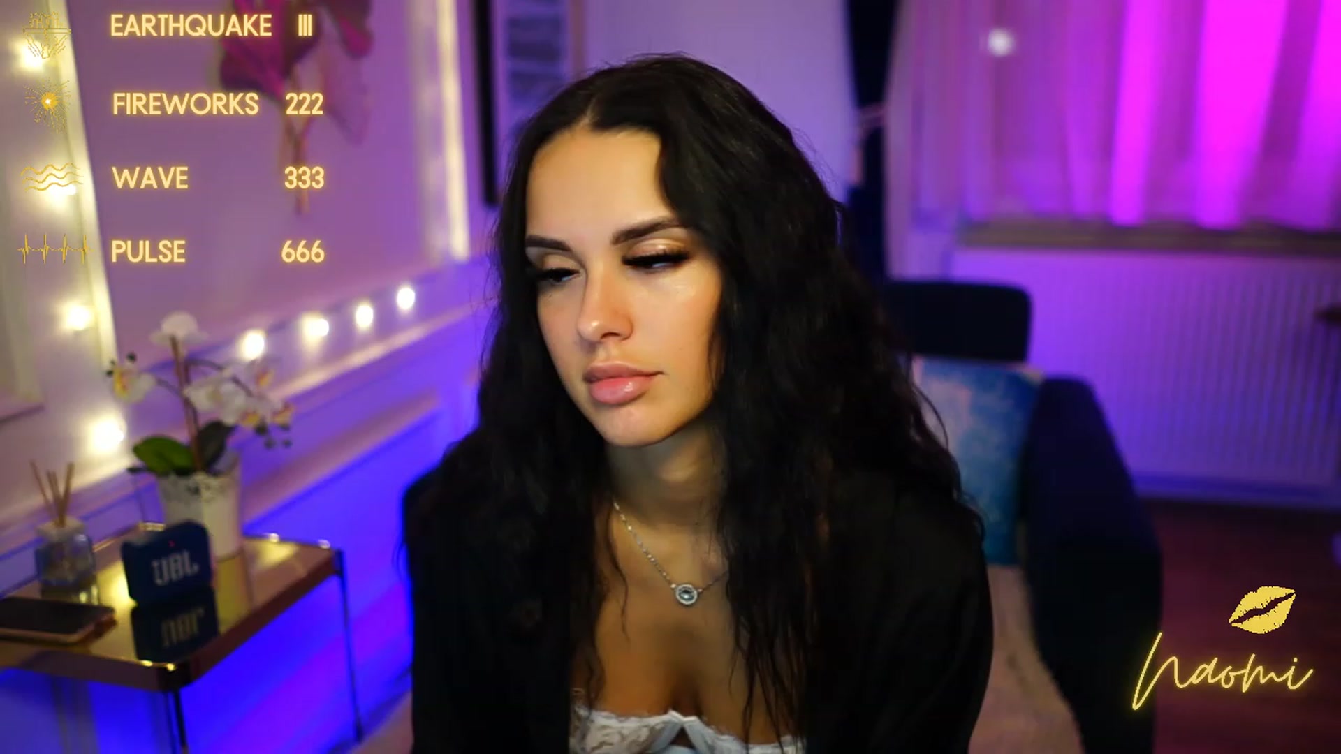 cinnabellee video thumbnail