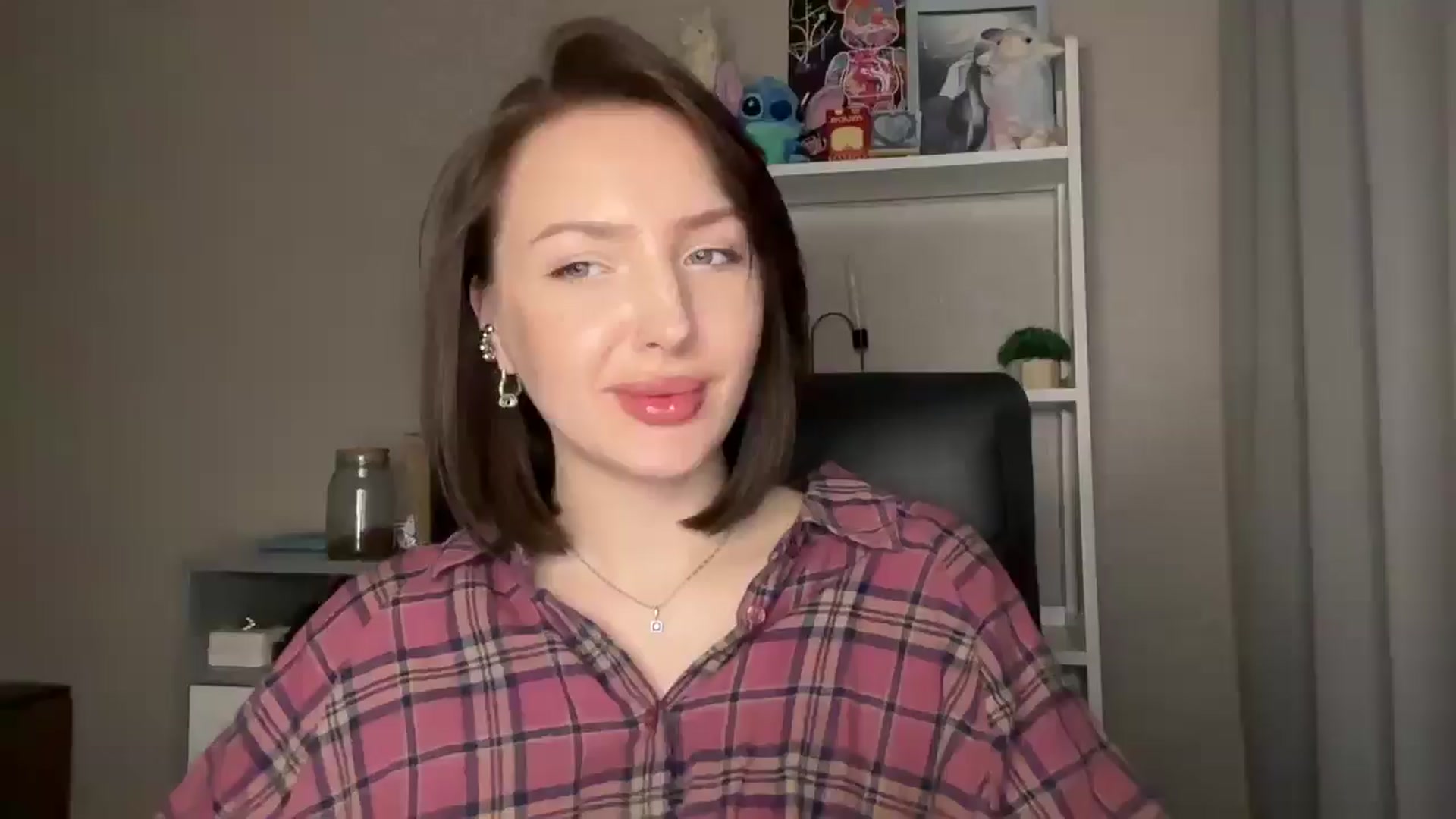 Di_Pearl video thumbnail