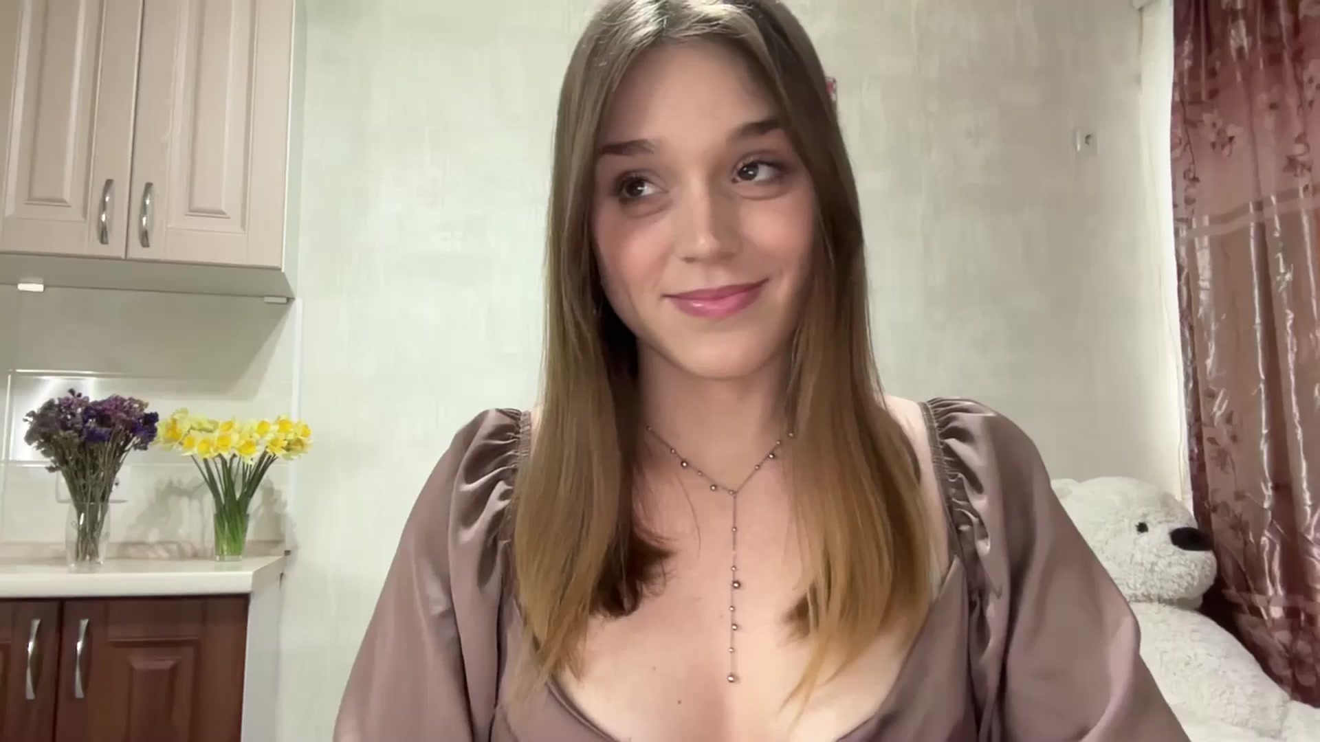 SunnyyyLana video thumbnail