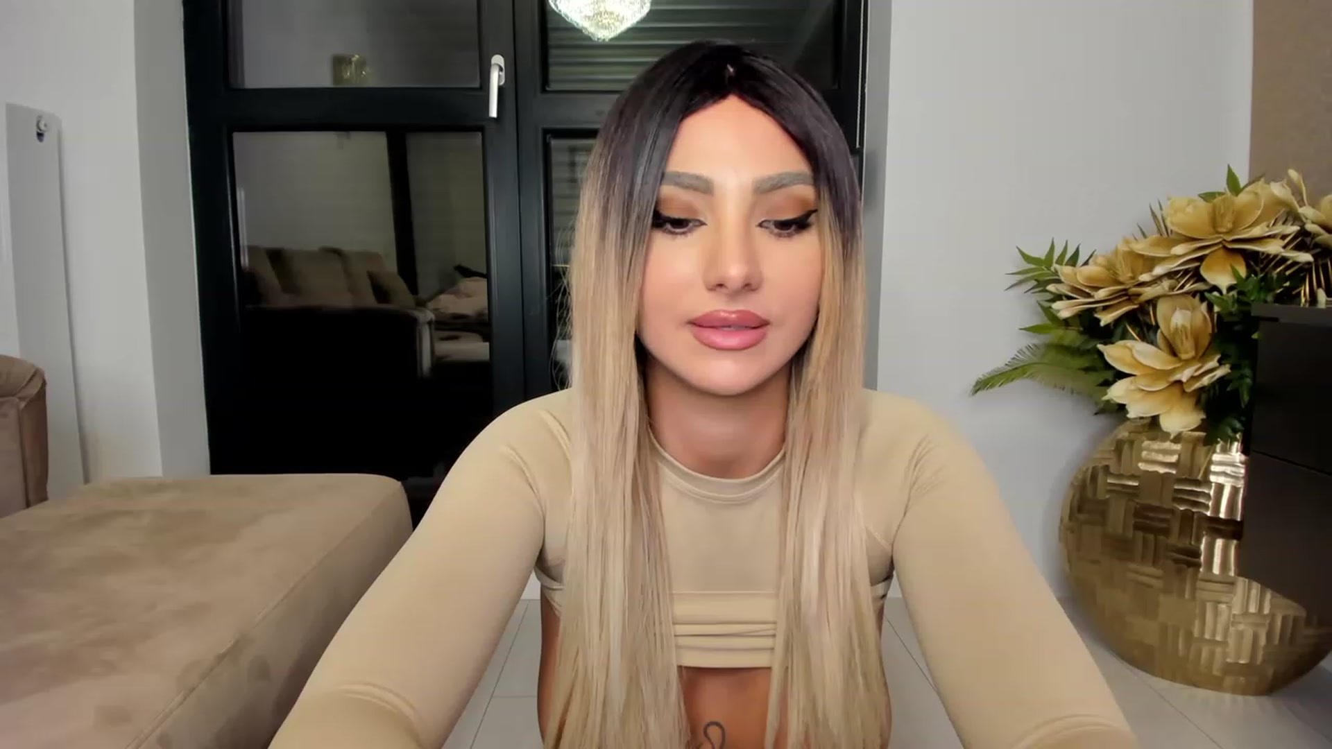 HONEY_A video thumbnail