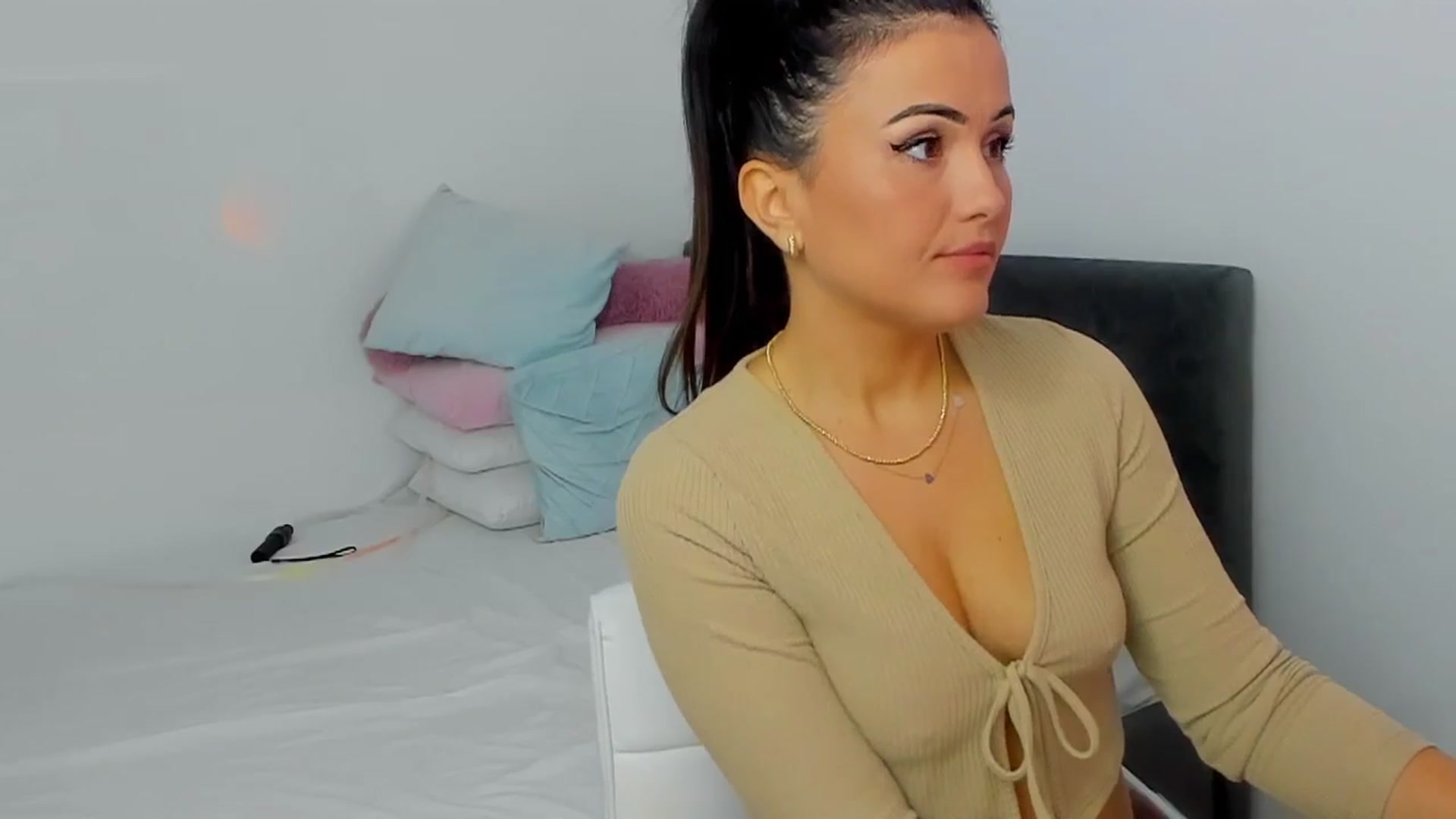Mayaaa video thumbnail