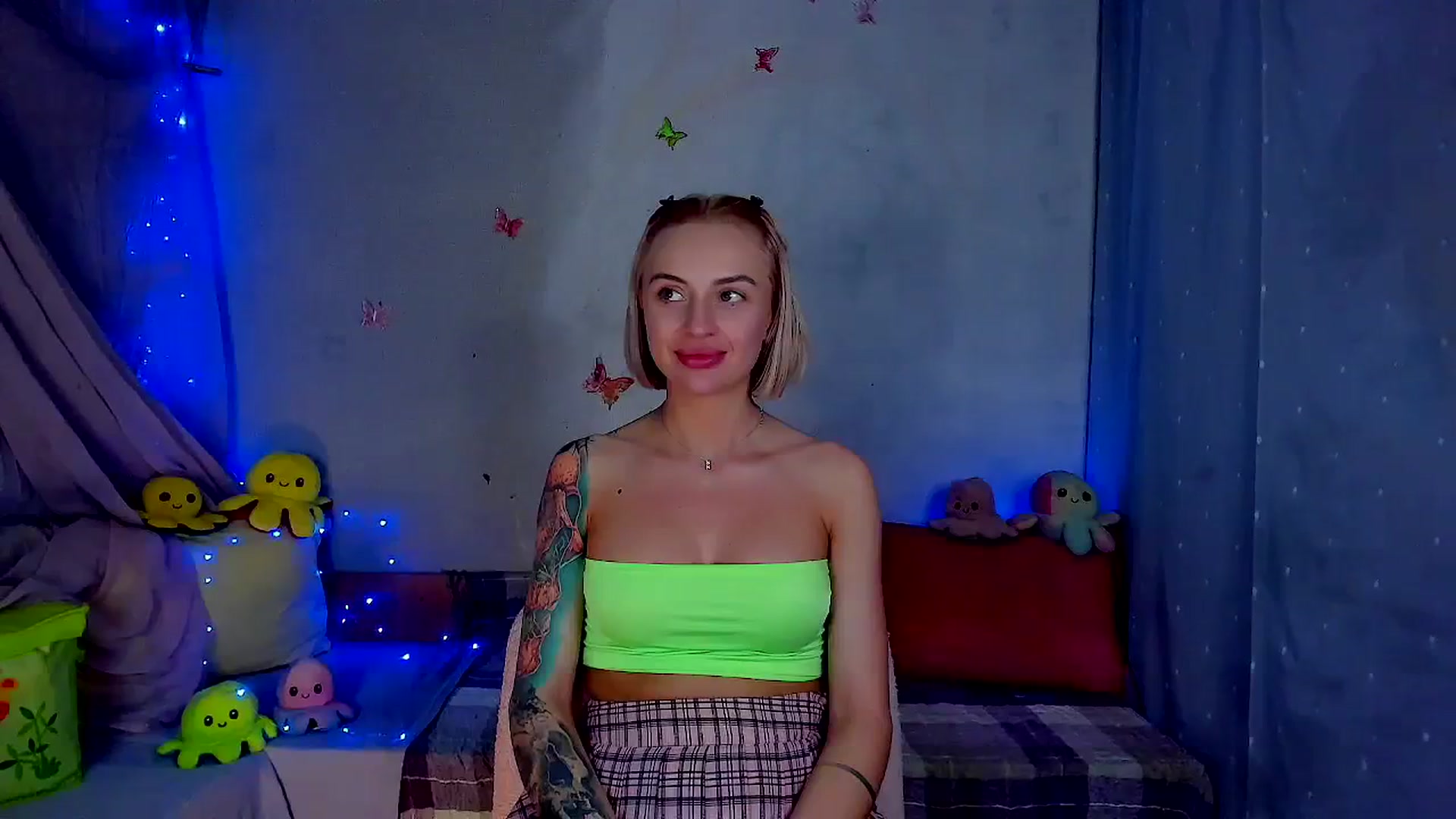 YourLizzyDoll video thumbnail
