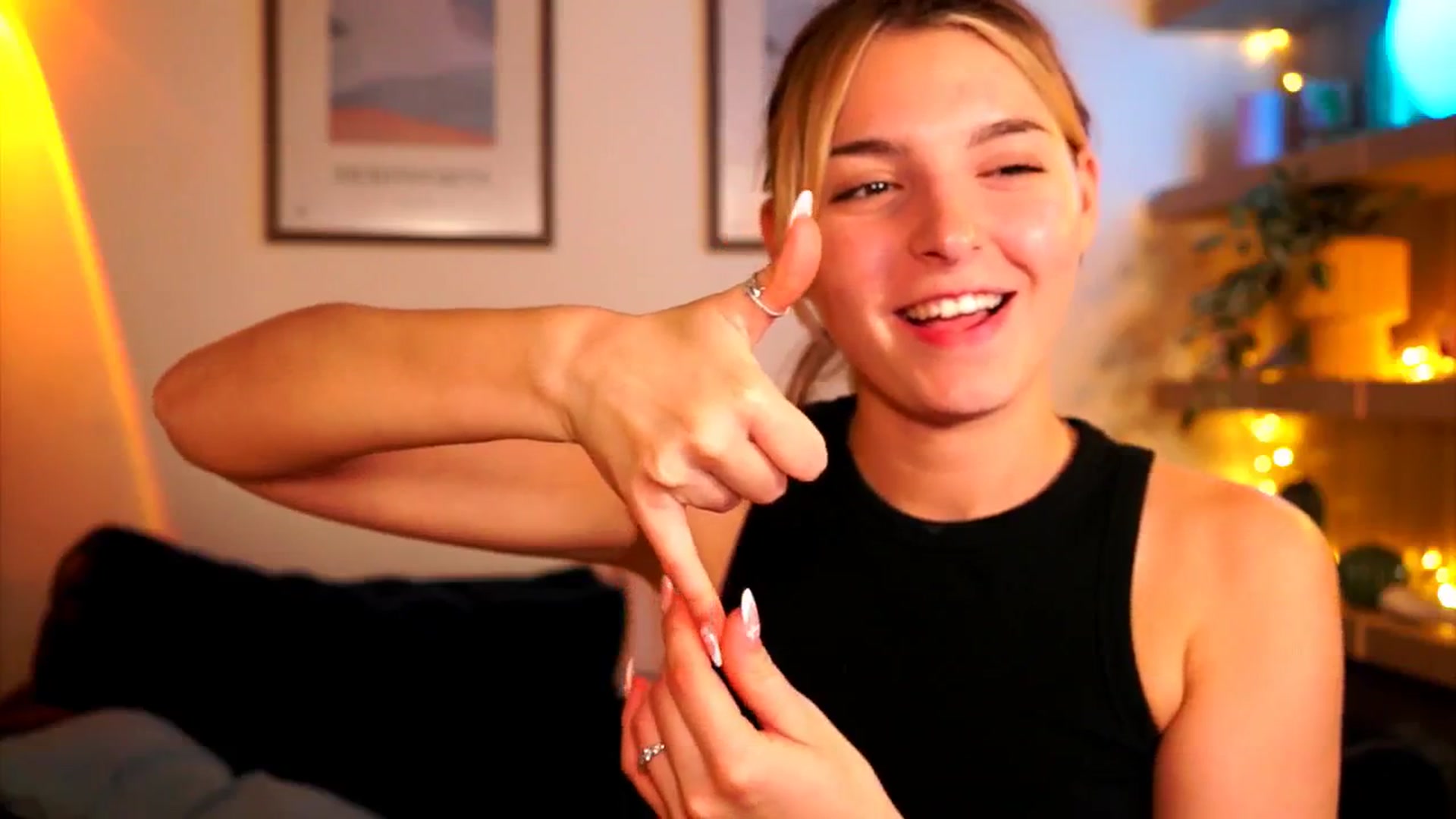 Pixie_Pie video thumbnail