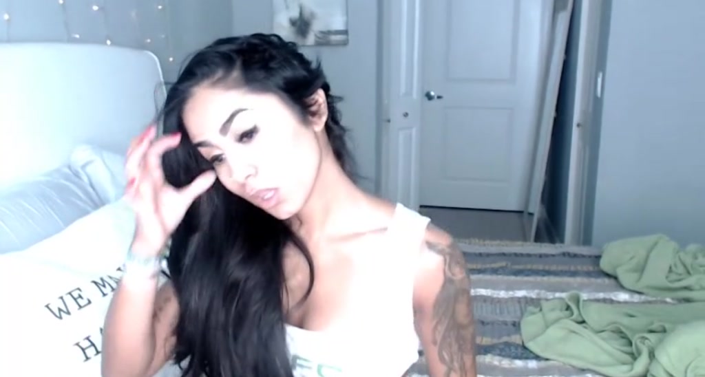 jizzgooglez video thumbnail