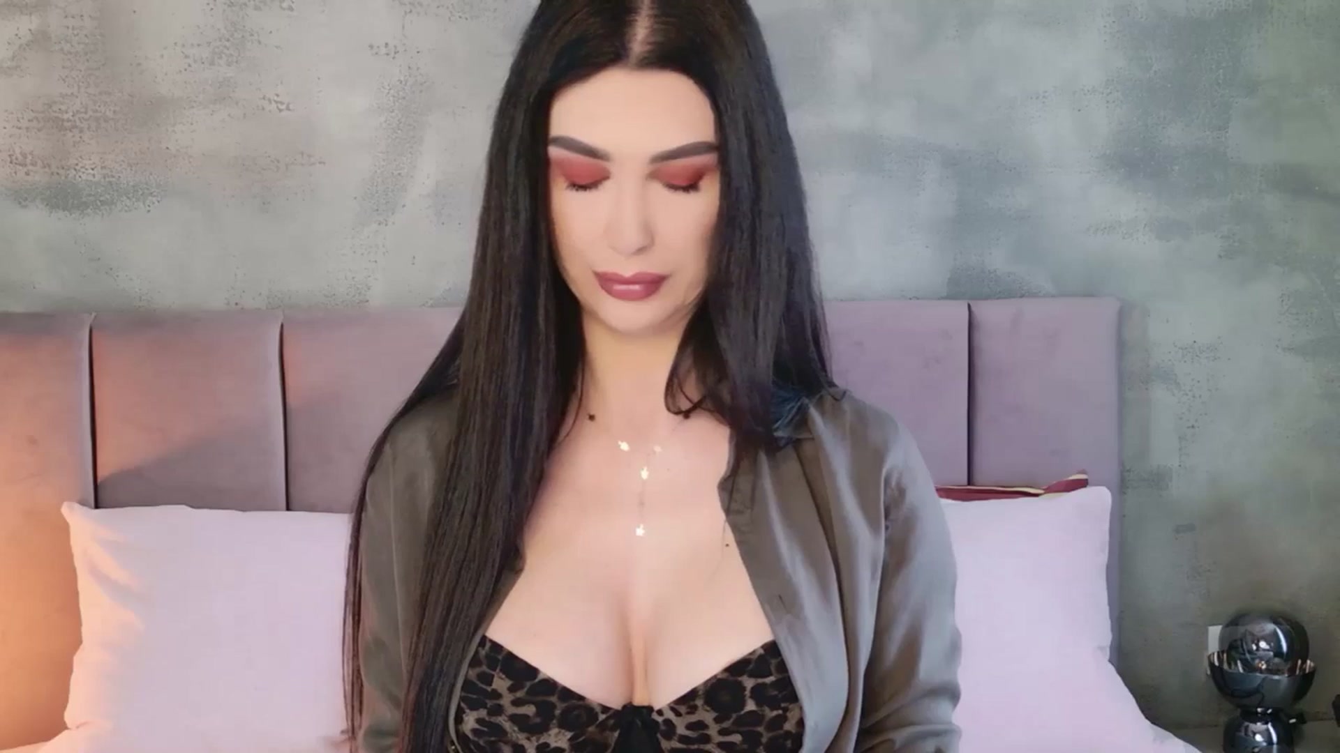 Monalise video thumbnail