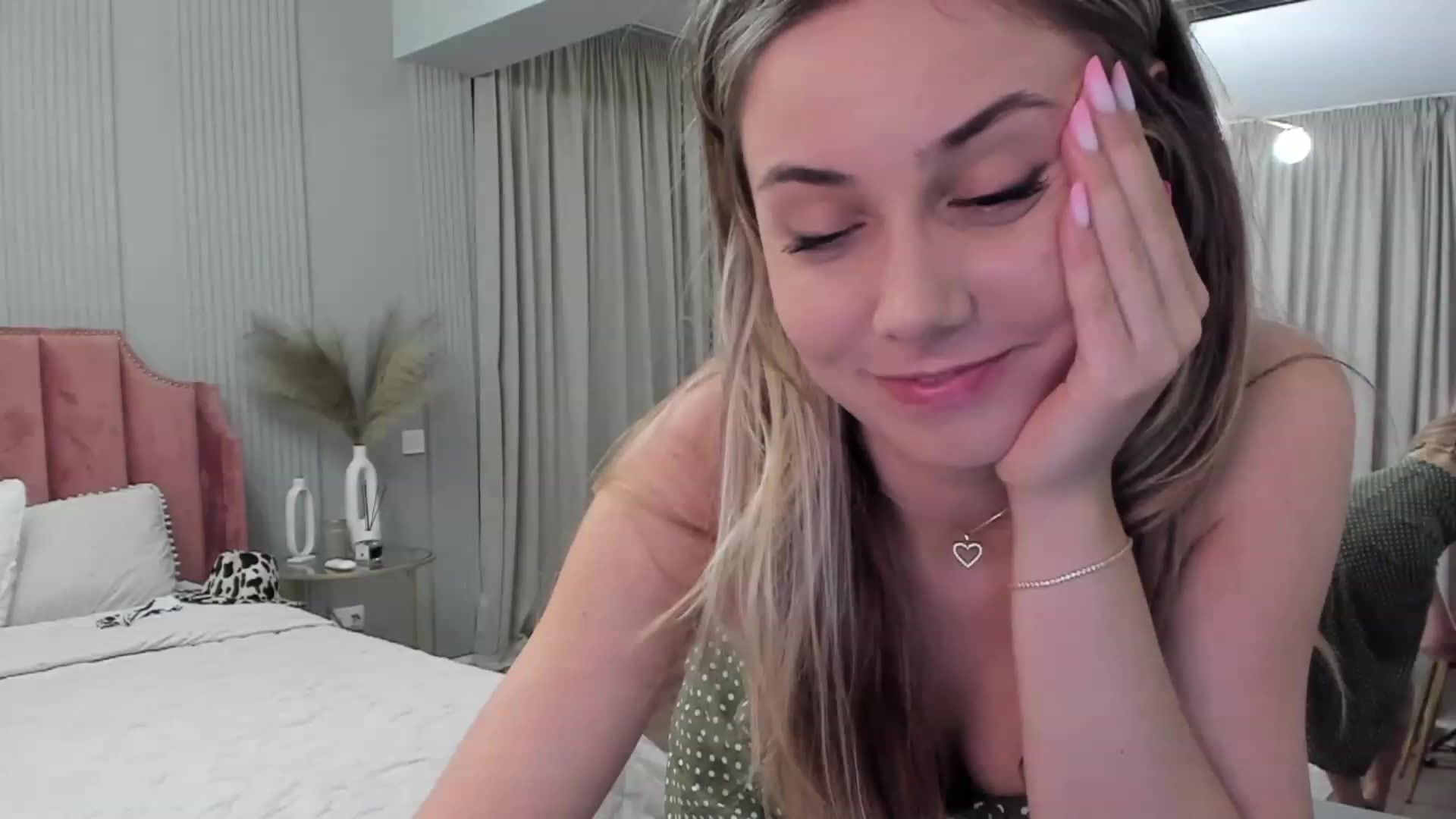 NellieCutest video thumbnail