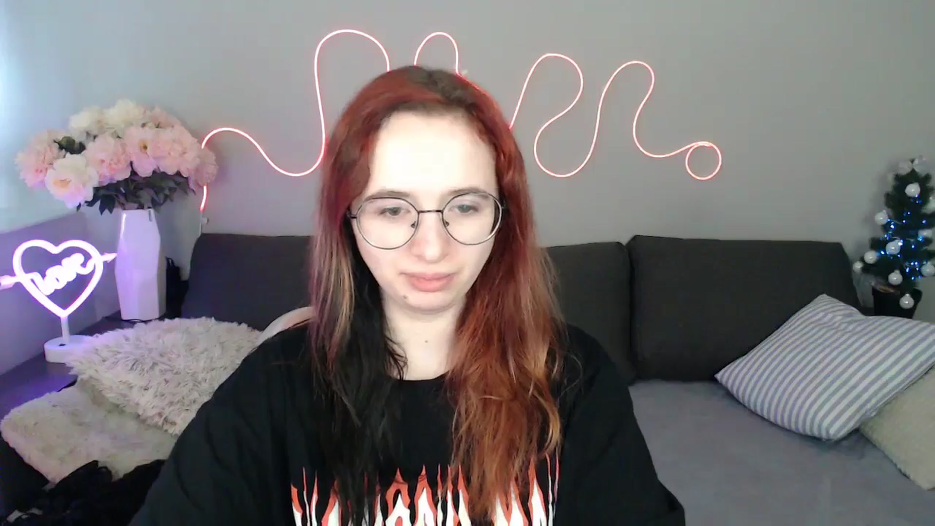 Mini_Diva video thumbnail