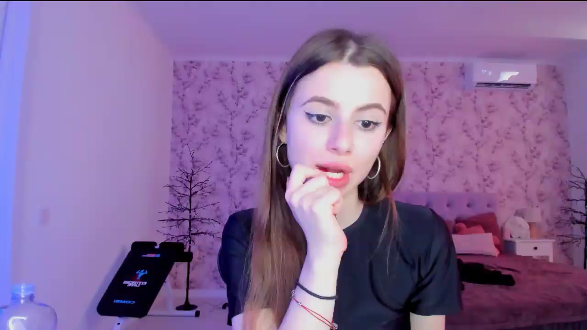 Hotmolly_ video thumbnail