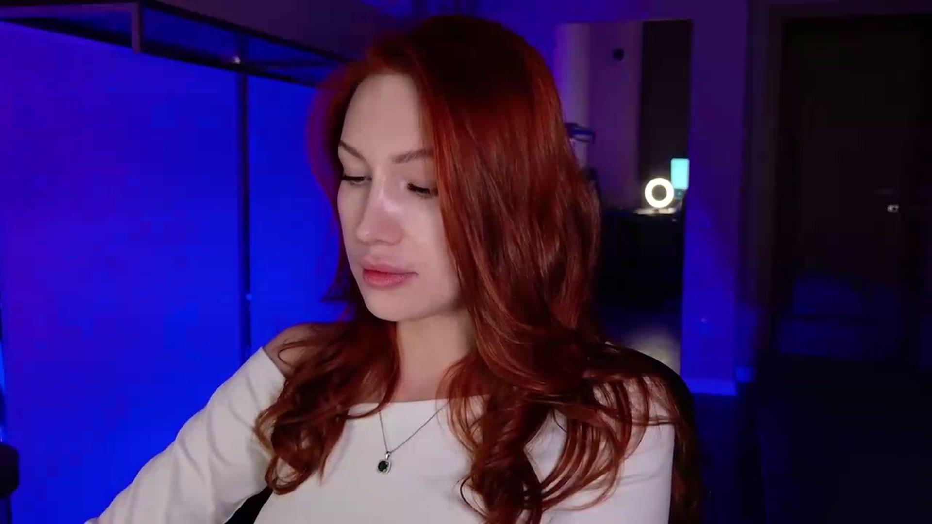 LovelyGin video thumbnail