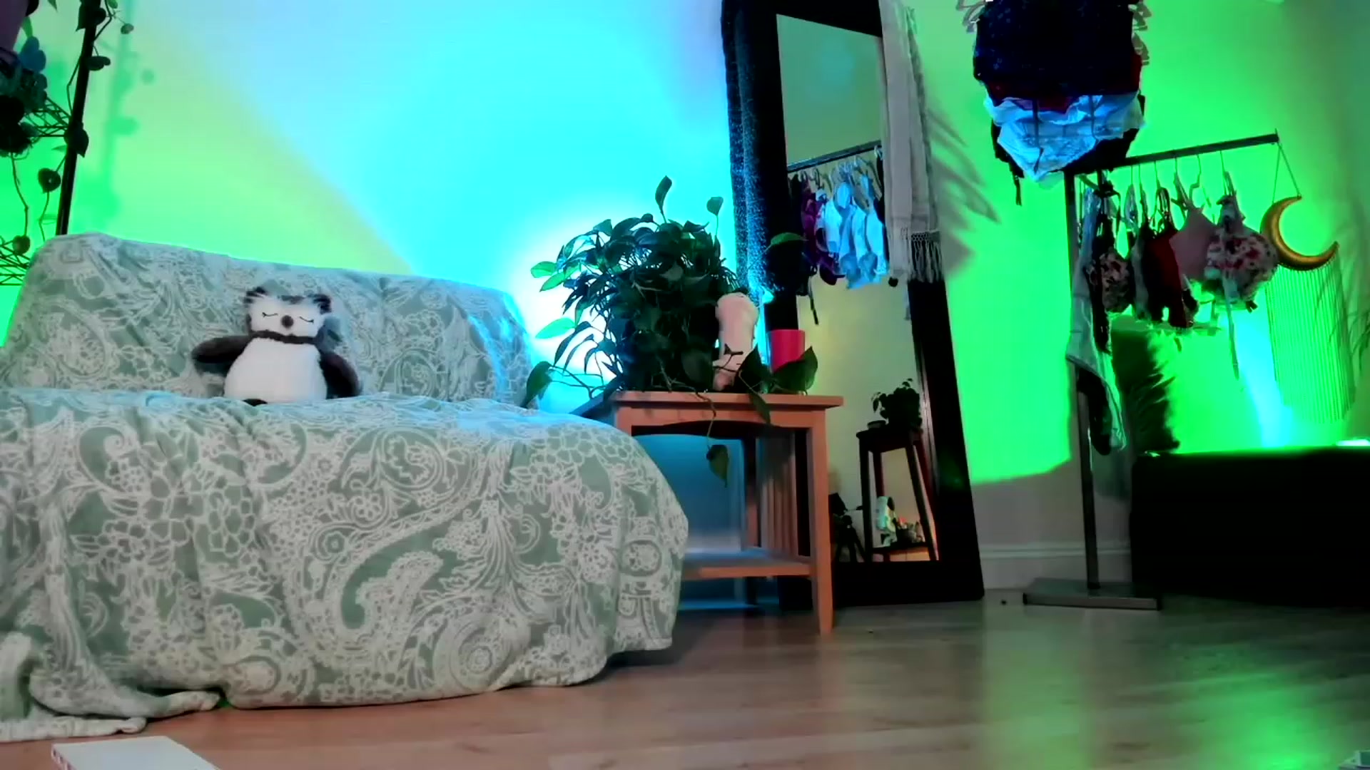 NikkiEliot video thumbnail