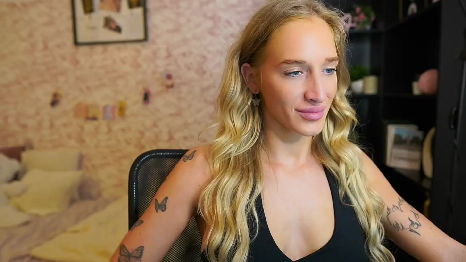 NicoletteShea video thumbnail