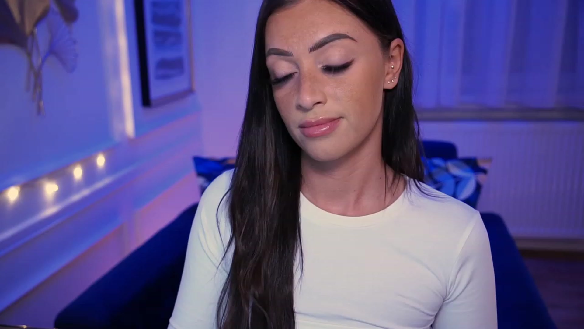 emma_ruby video thumbnail