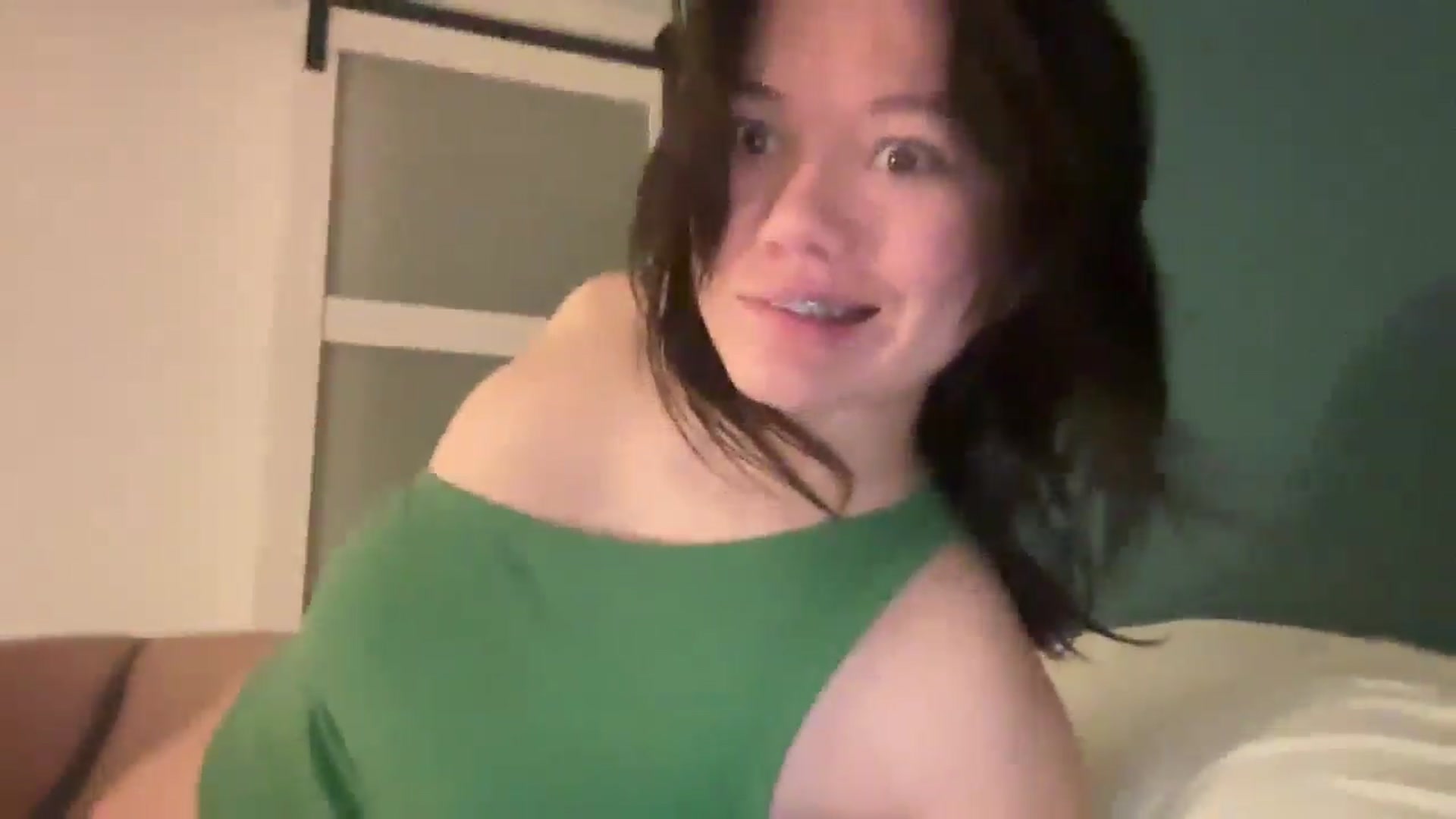 imava video thumbnail