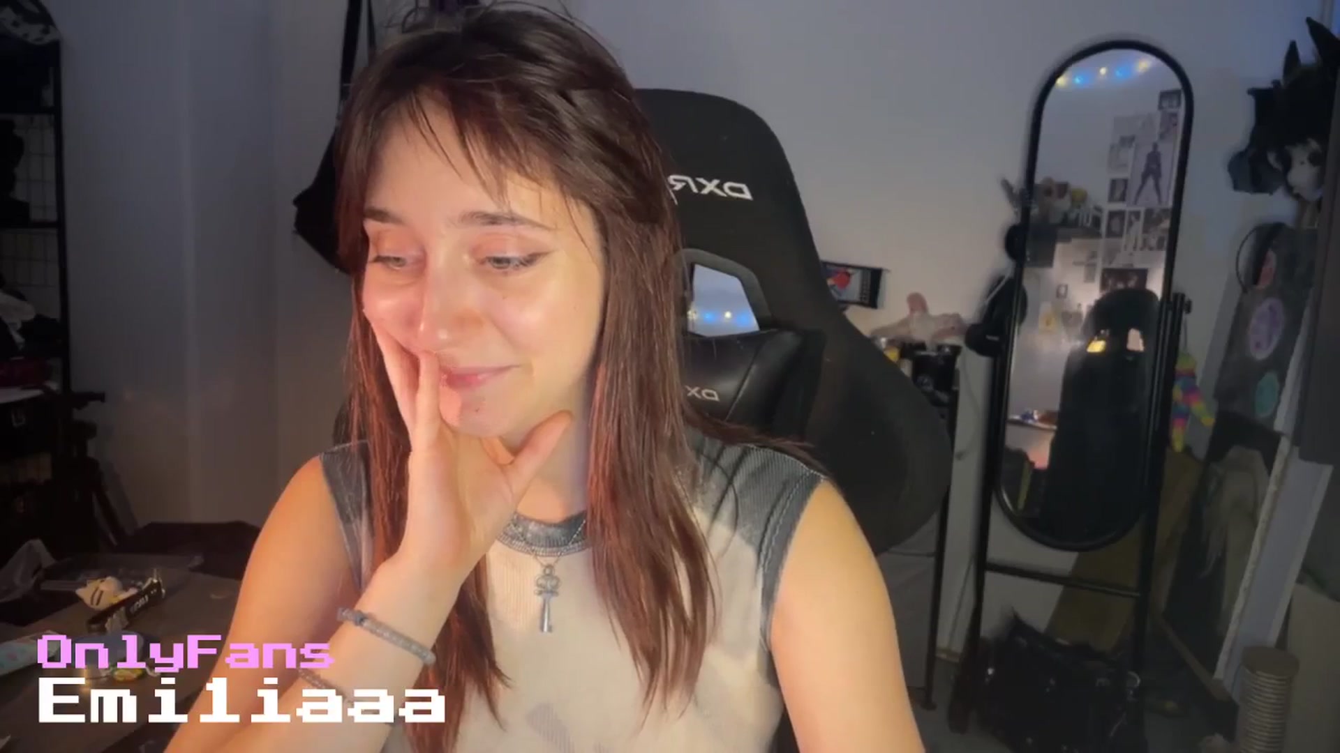 Emiliaaaaa video thumbnail