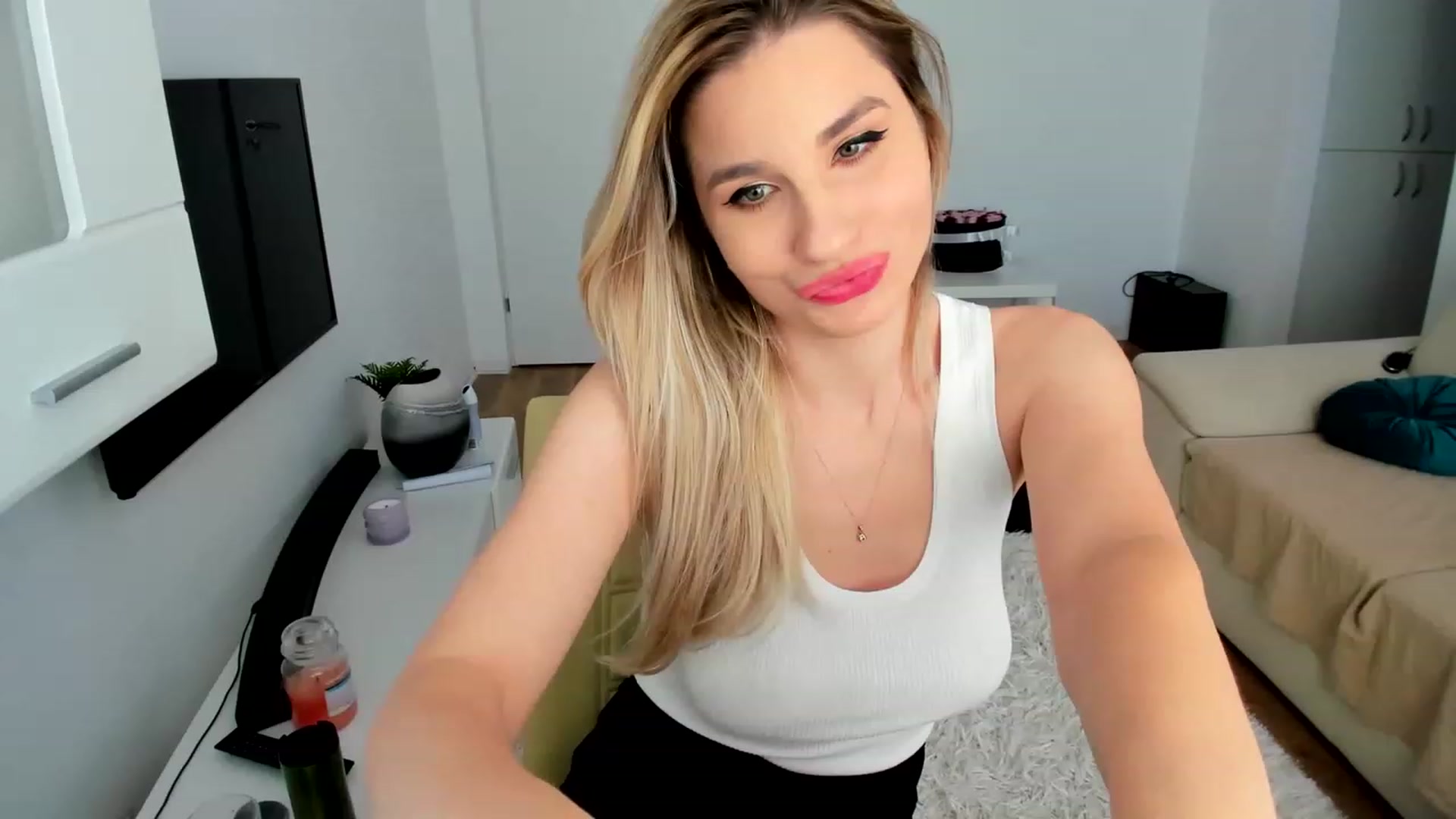 AlyMiss video thumbnail