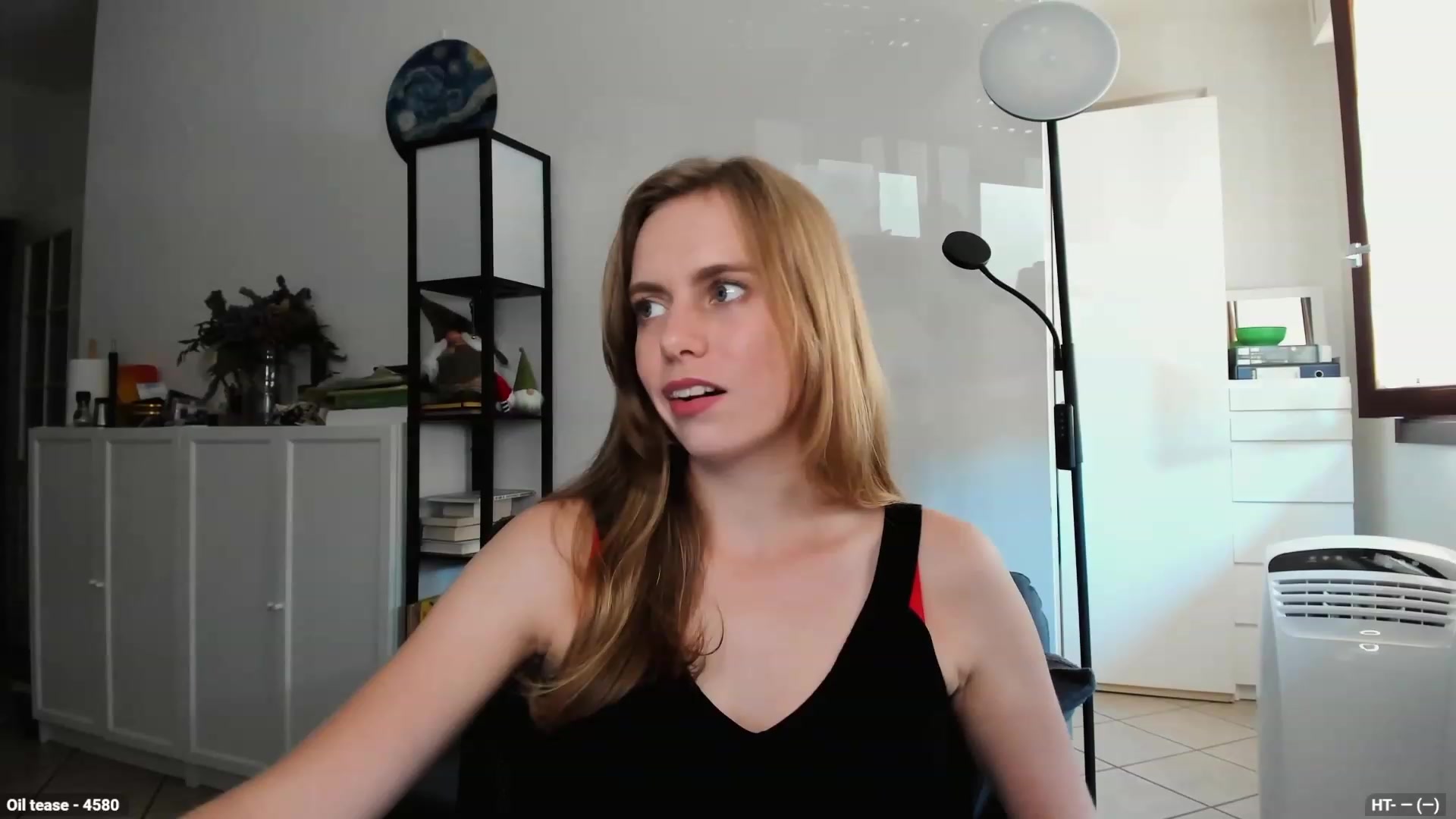 Personage video thumbnail