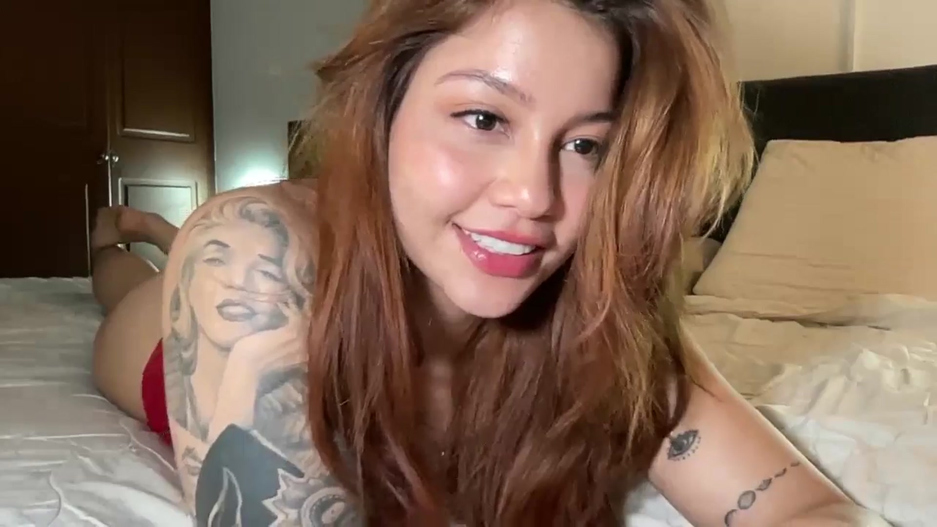 DreamyLia video thumbnail