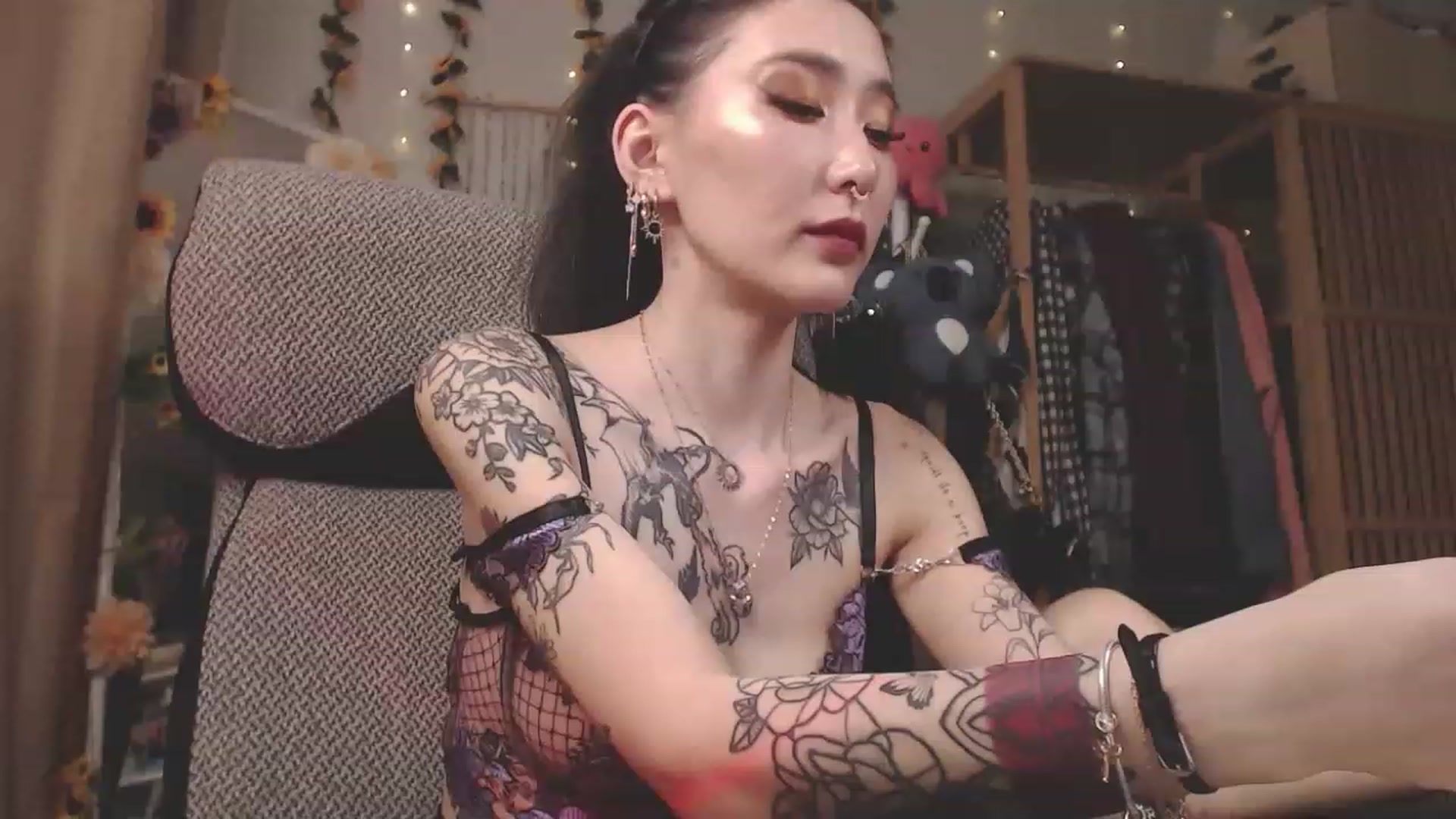 KellyAsian video thumbnail