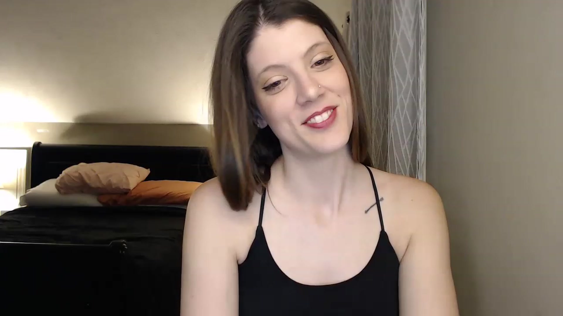 Ali_Foxx video thumbnail