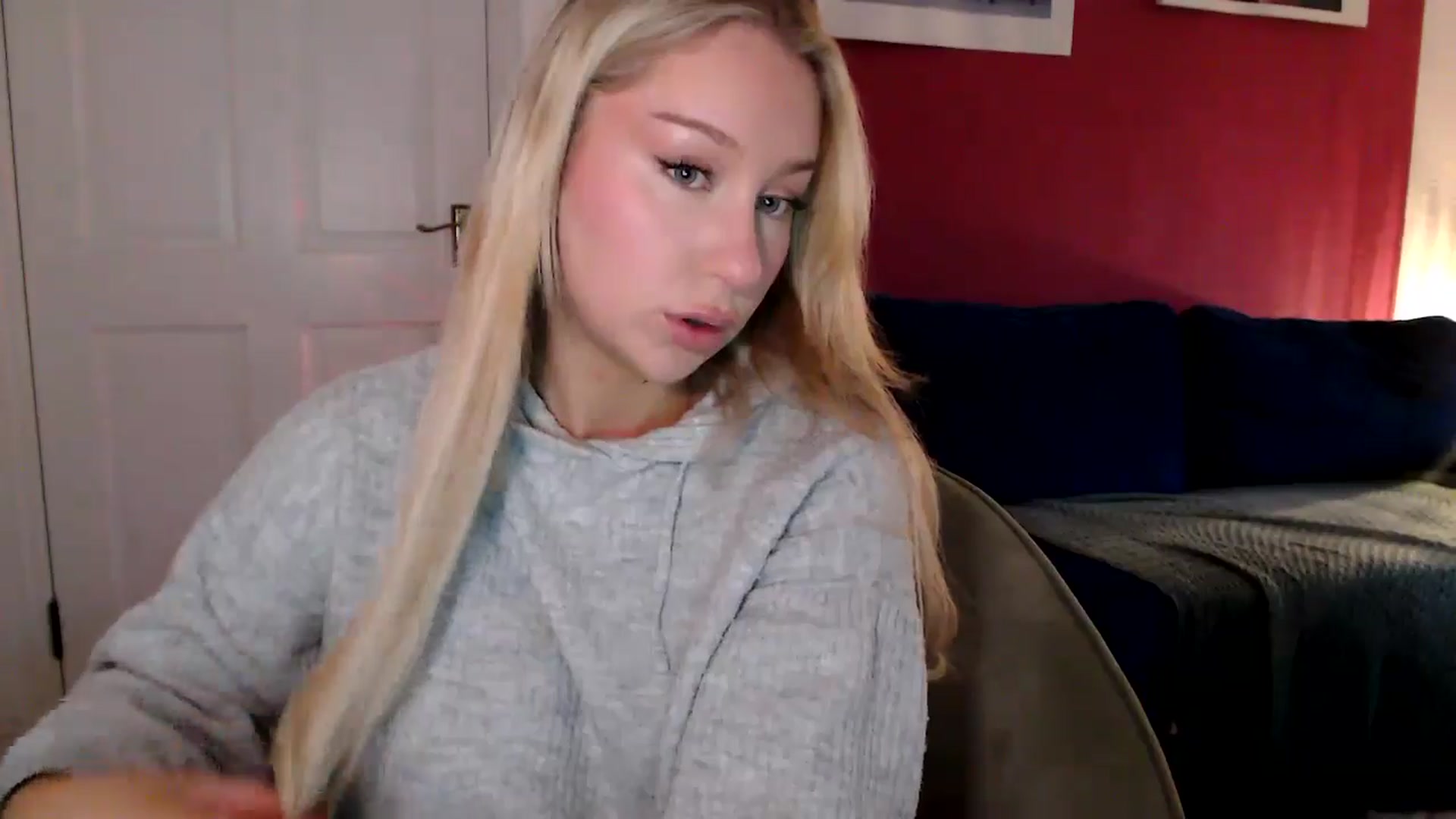 PetiteAvax video thumbnail