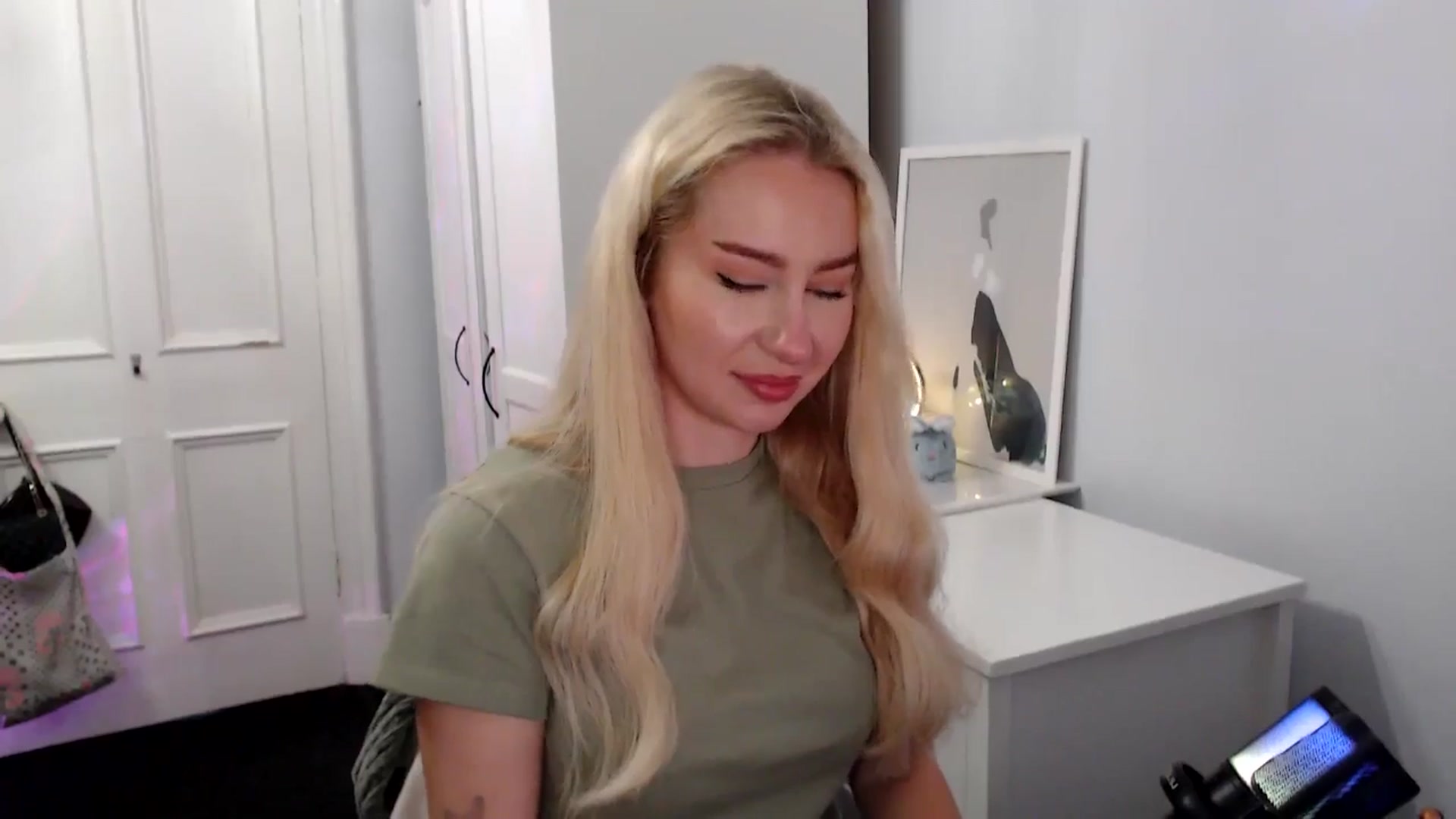British_Cutie video thumbnail