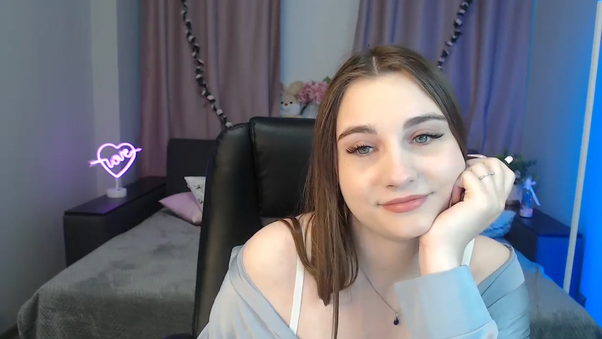 LaneyGrey video thumbnail