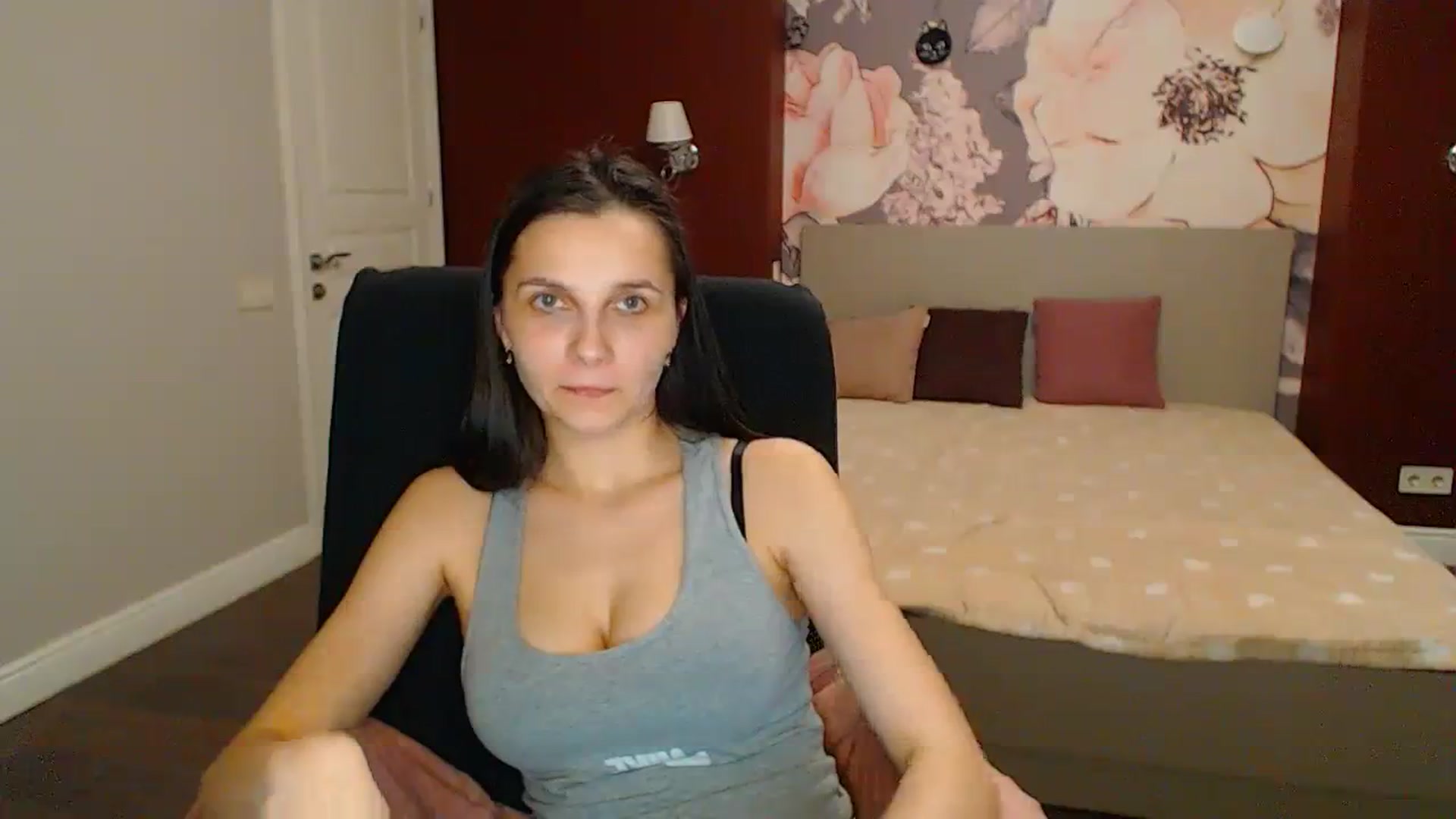 Karina_Mils video thumbnail