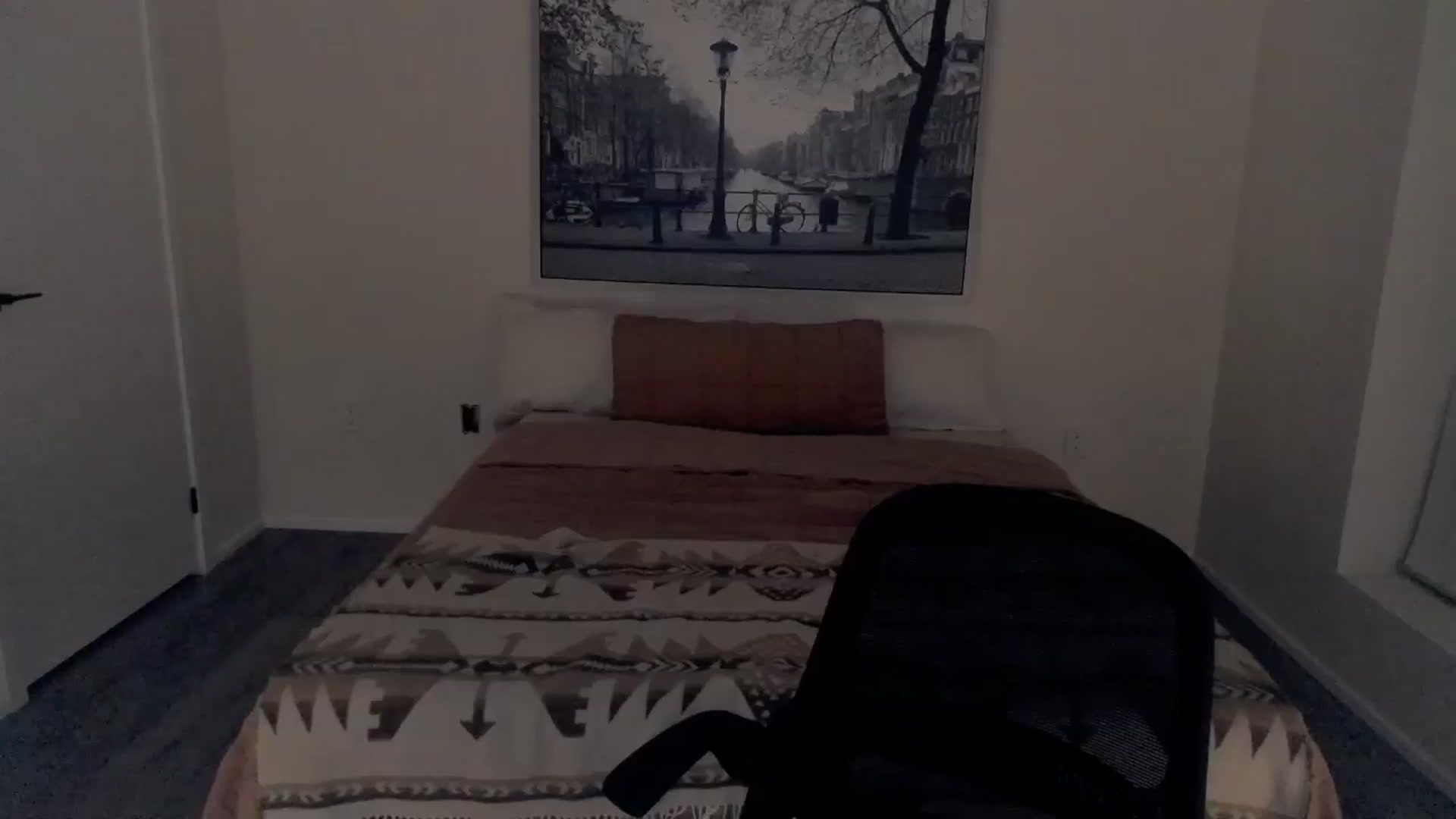 eh1_Scarlett video thumbnail