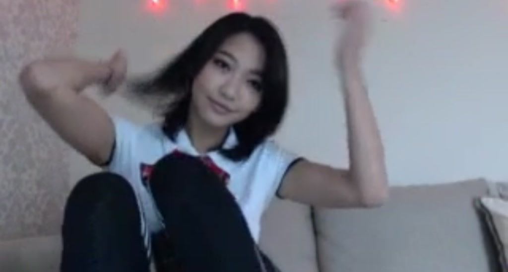 MissReinaT video thumbnail