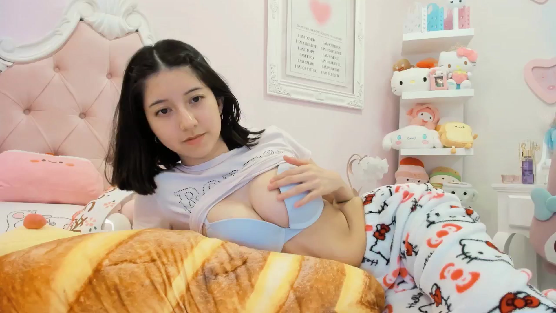 Cherrycute666 video thumbnail