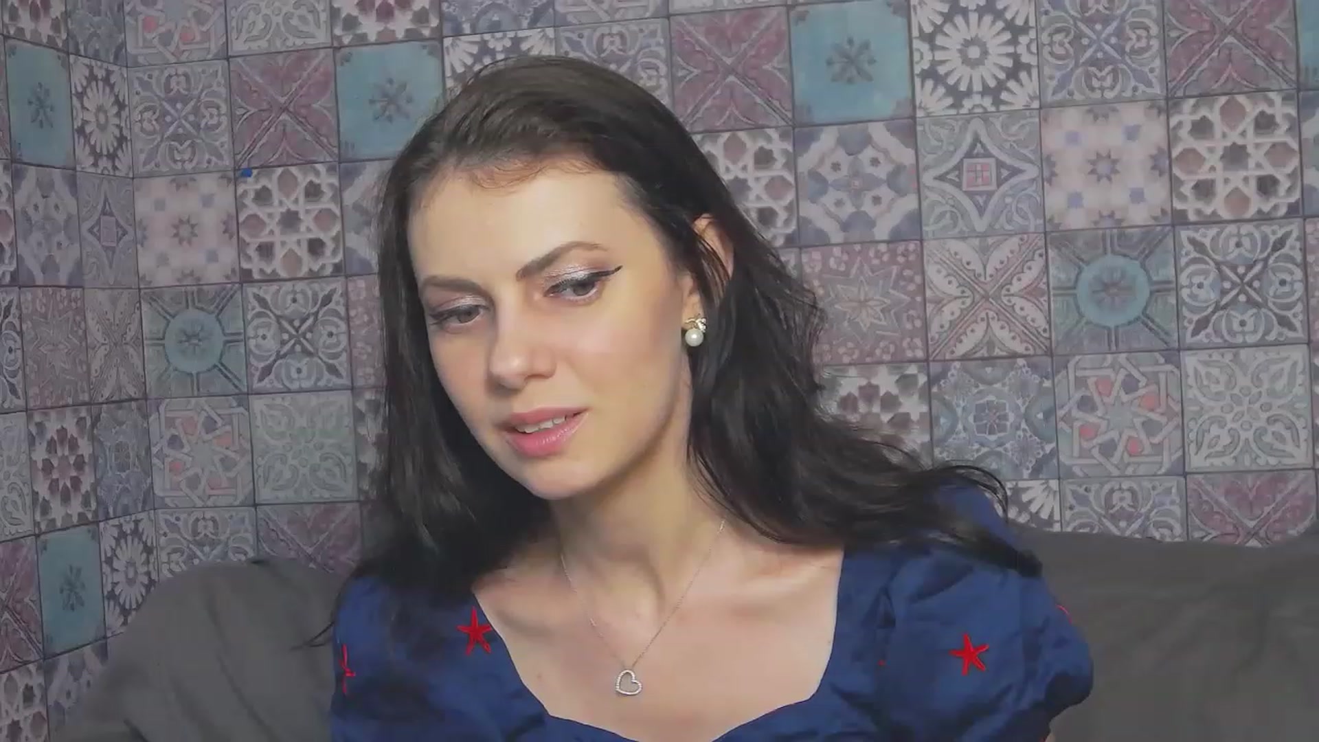 MissAracely video thumbnail