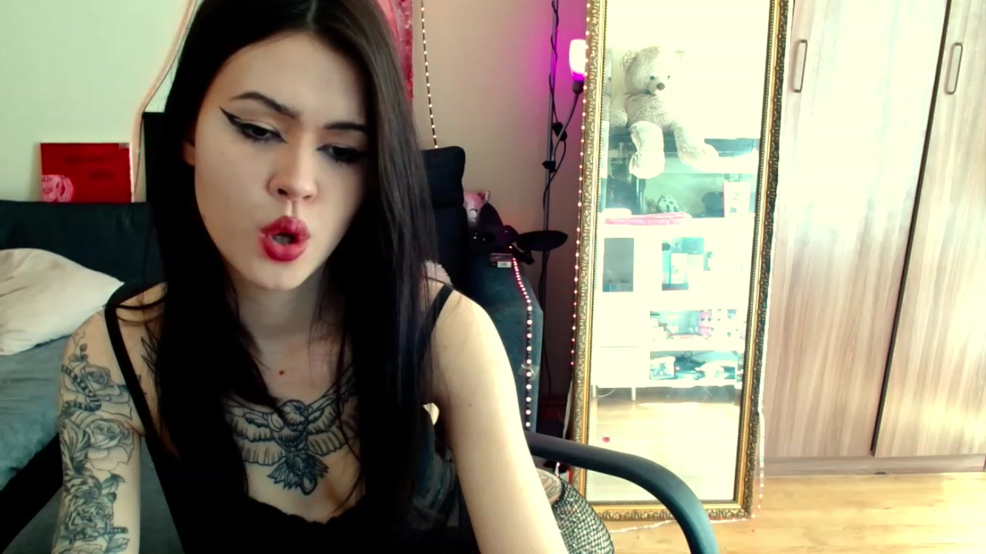 Dora_autumn_ video thumbnail