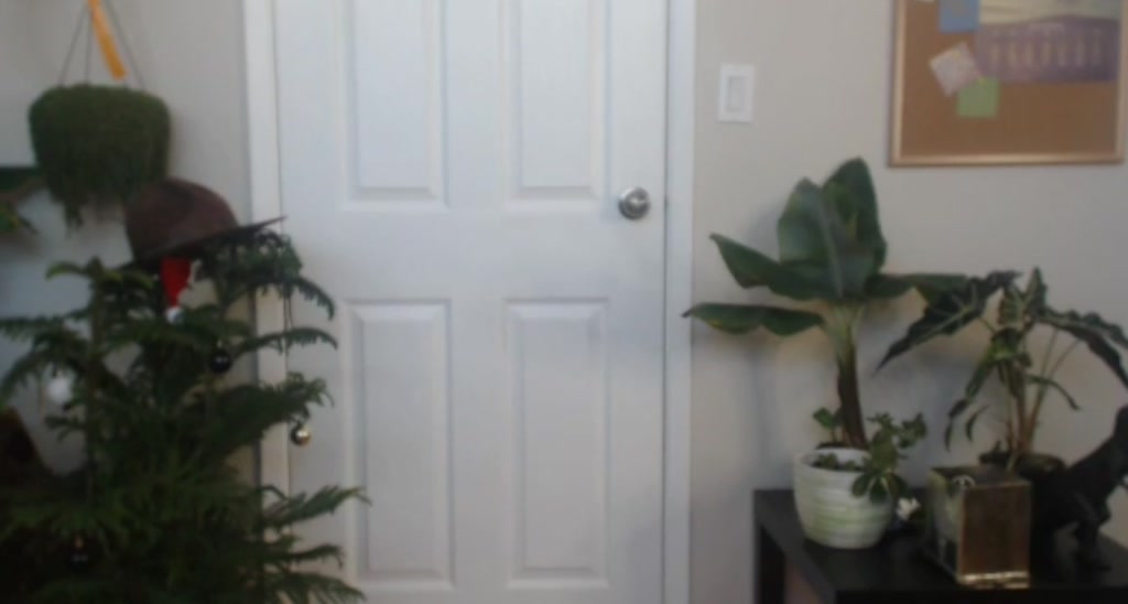 LaraLoxley video thumbnail