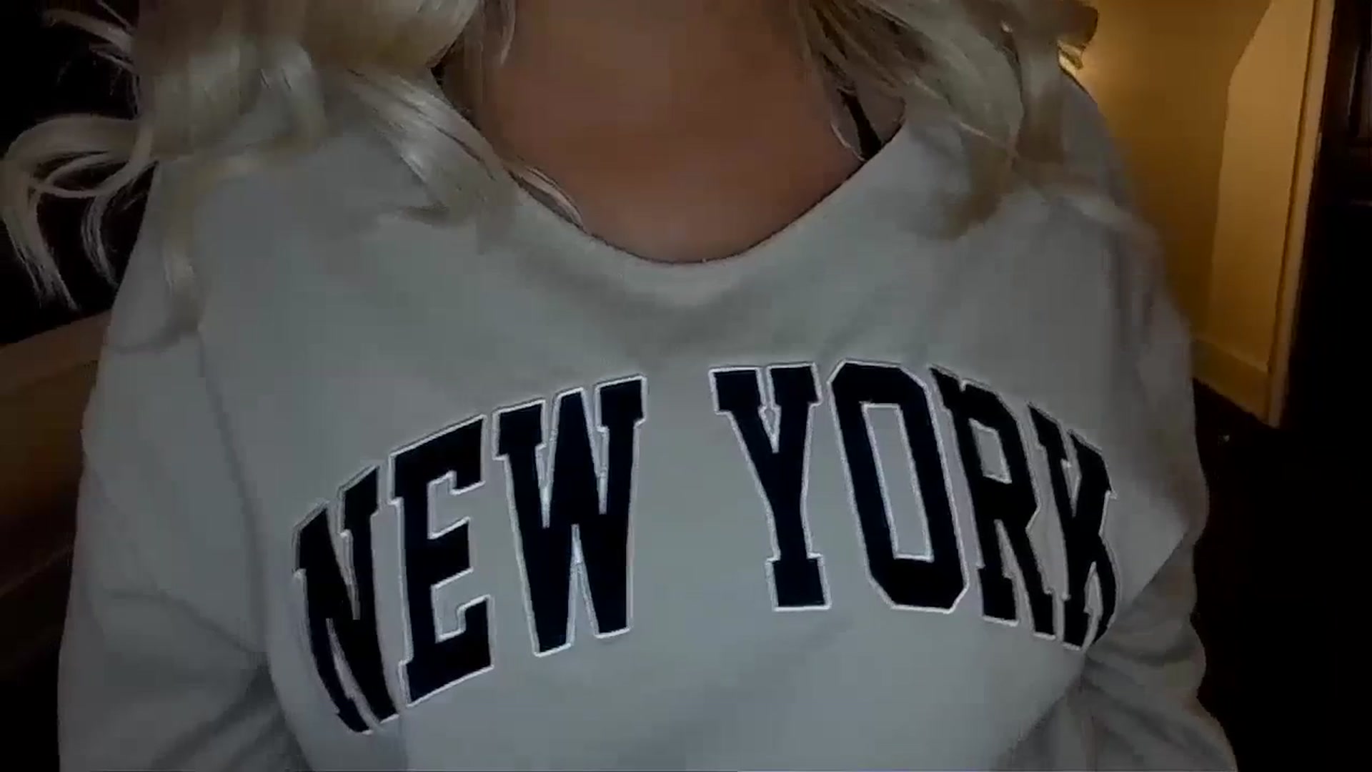 A1_Scarlett video thumbnail