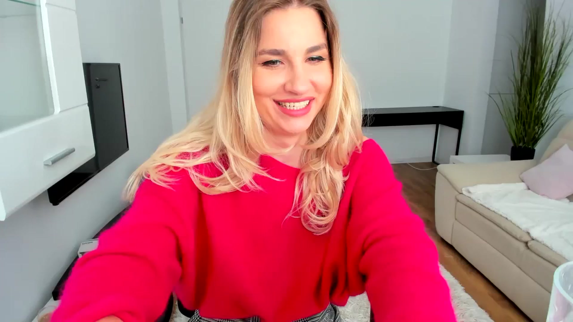 AlyMiss video thumbnail