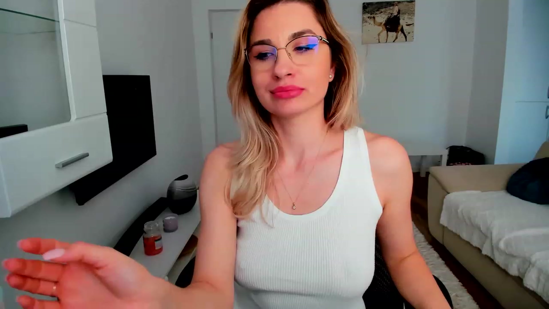 AlyMiss video thumbnail