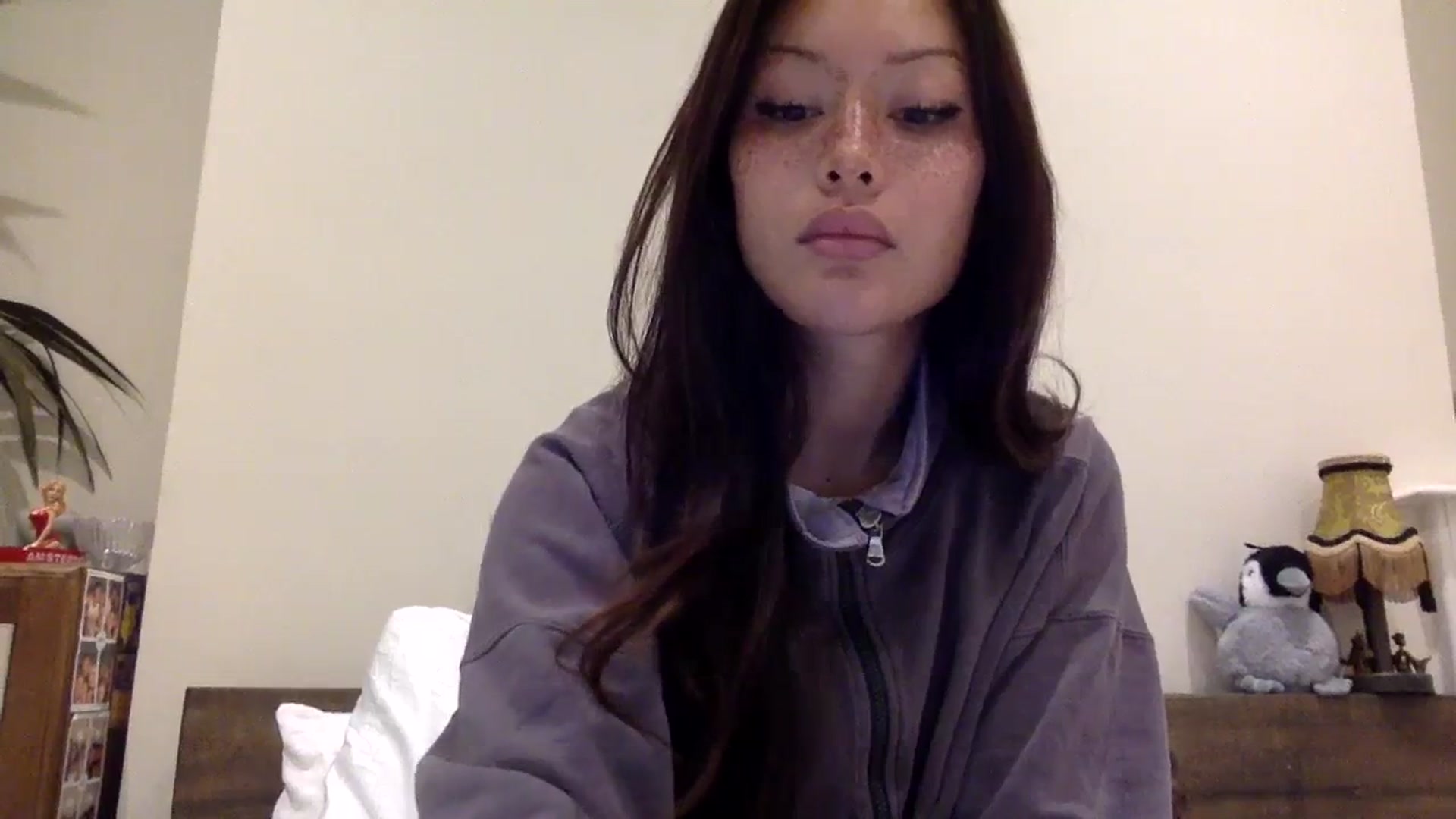 Miss_emiko video thumbnail