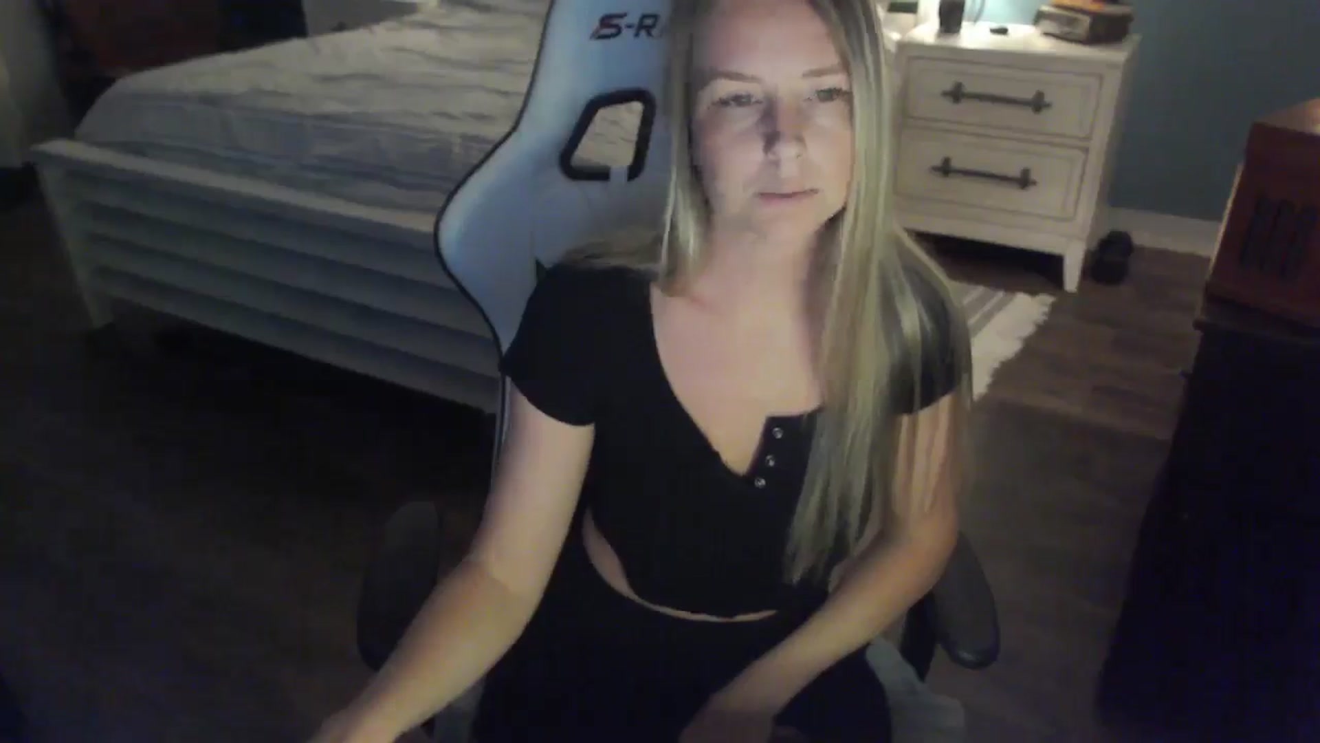 ZenZoey video thumbnail