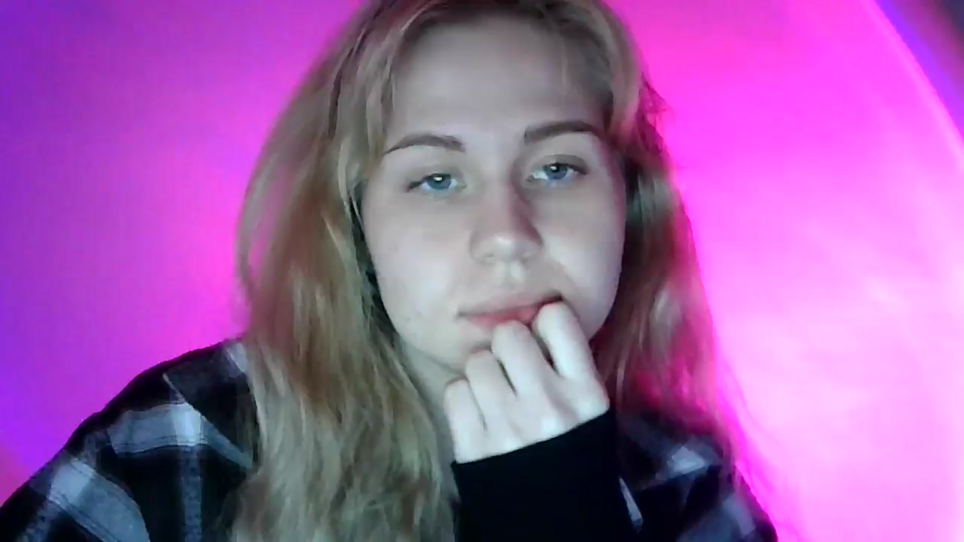 Sweet_Lipsss_ video thumbnail
