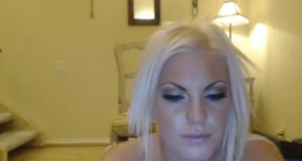 XxRoxieButton video thumbnail