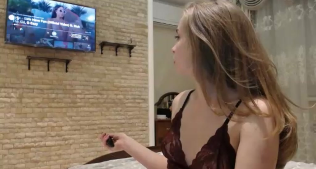 Aliannaa video thumbnail