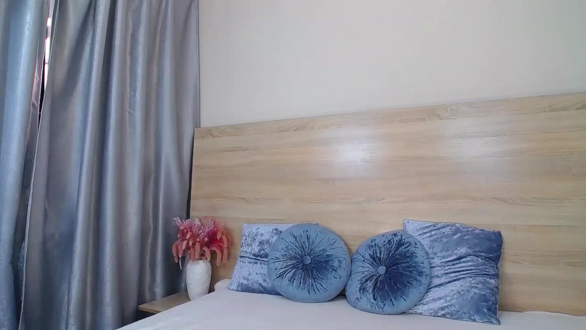 Floured video thumbnail