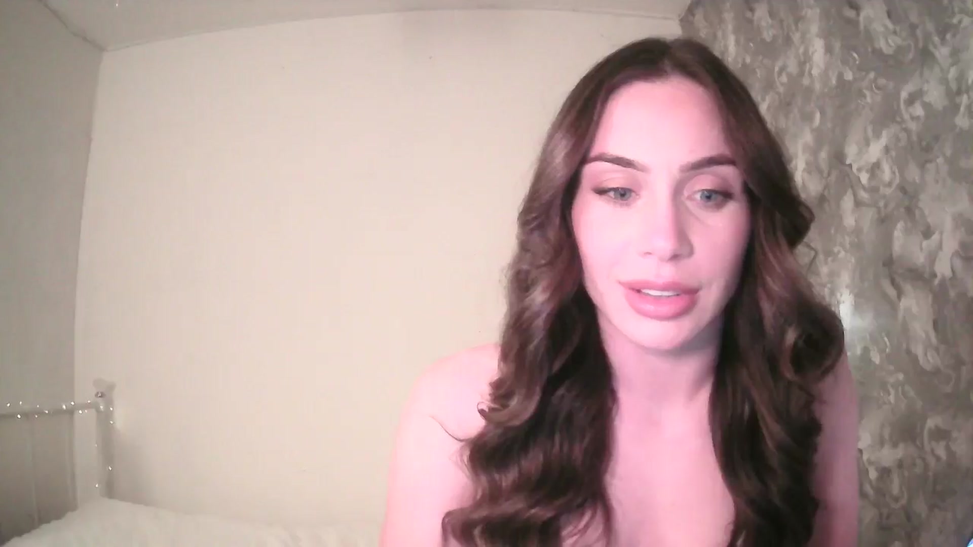 English_Lola video thumbnail