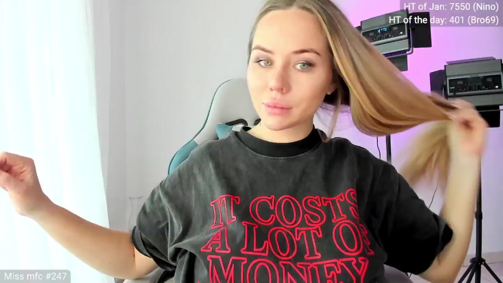 Linda_0nline video thumbnail