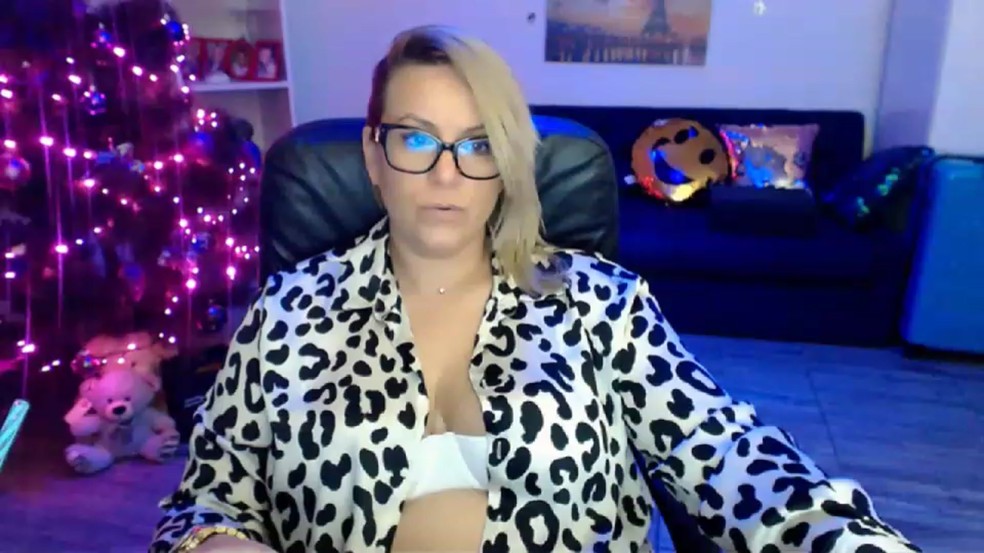 A_baby_Boo video thumbnail