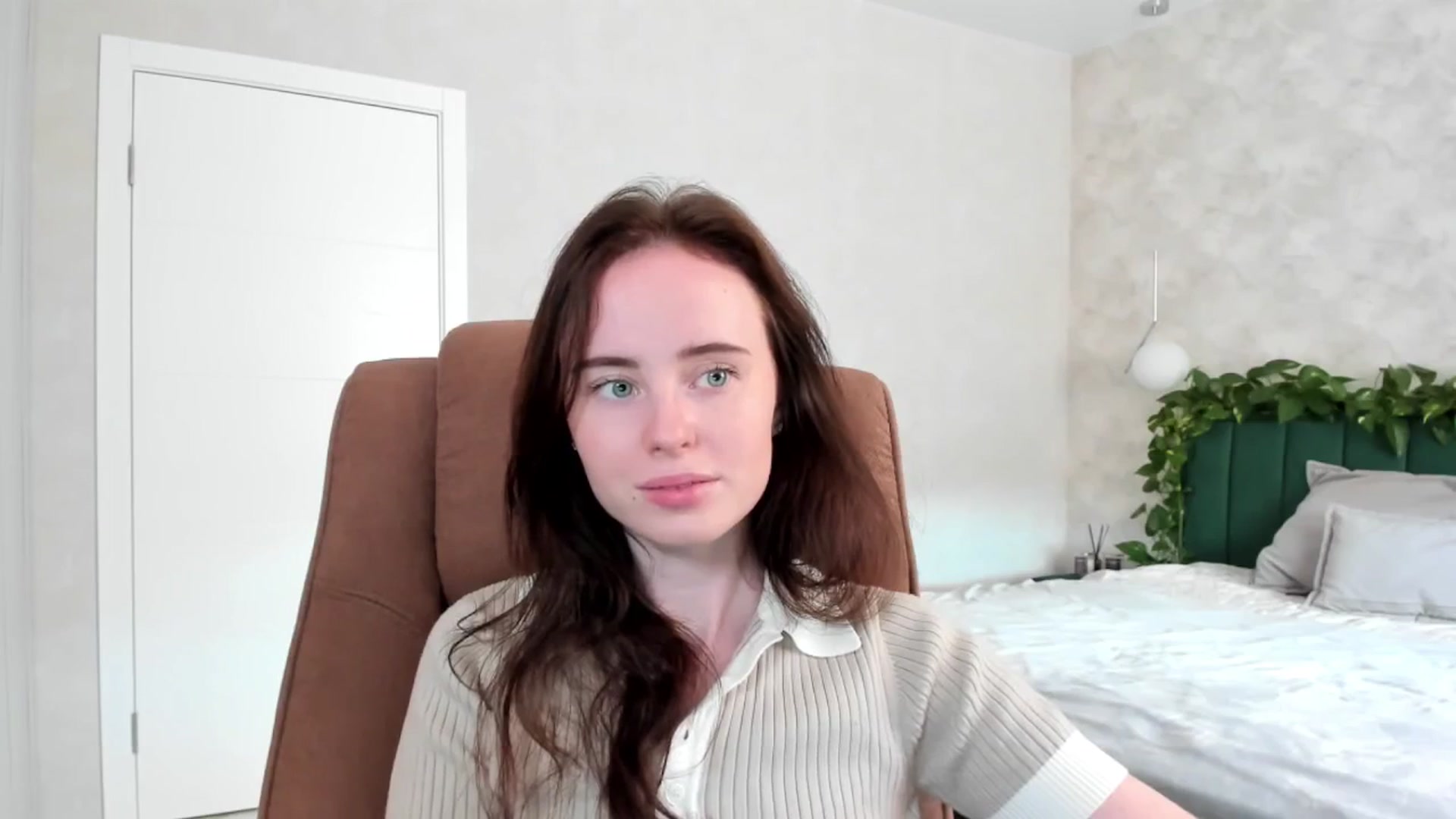 userSasha video thumbnail