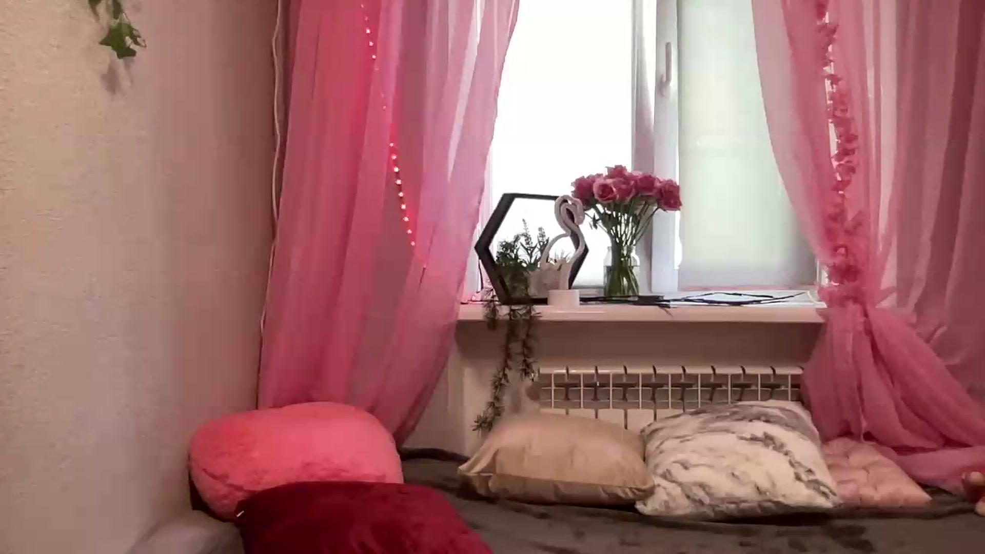 Mira_Satin video thumbnail