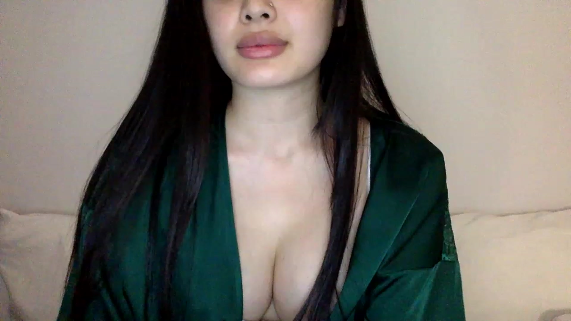 MsAkira video thumbnail